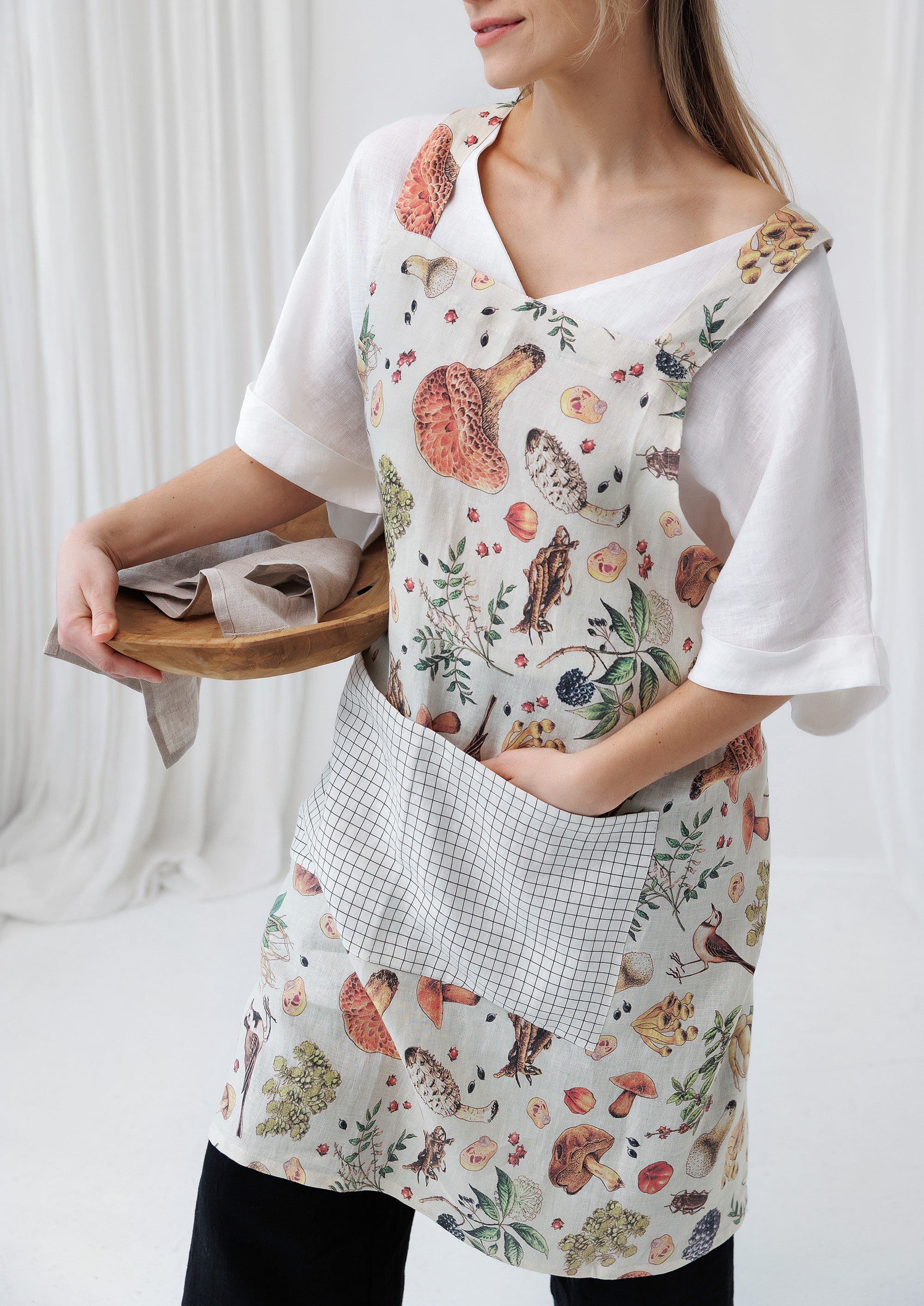 Linen aprons