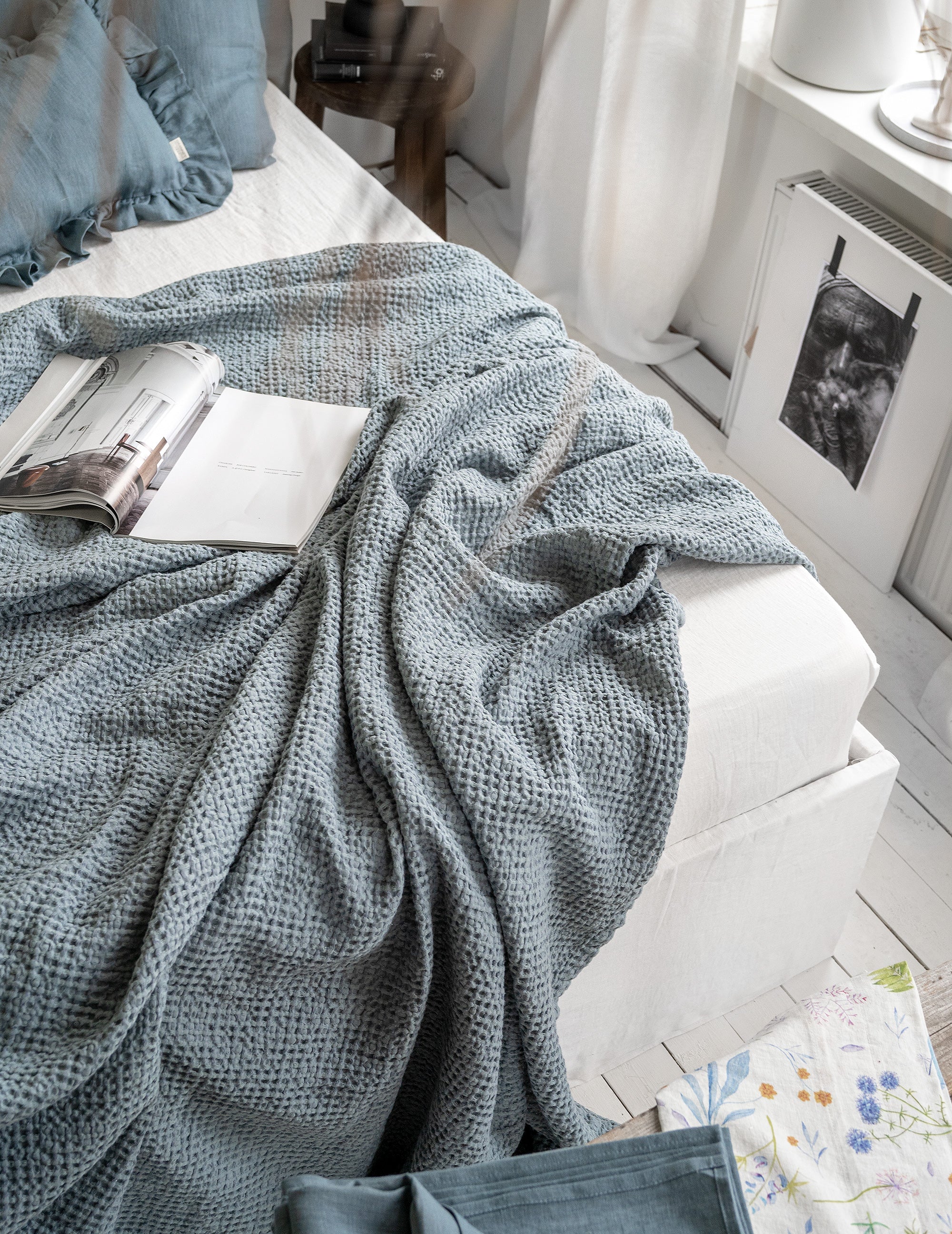 Blankets & Coverlets