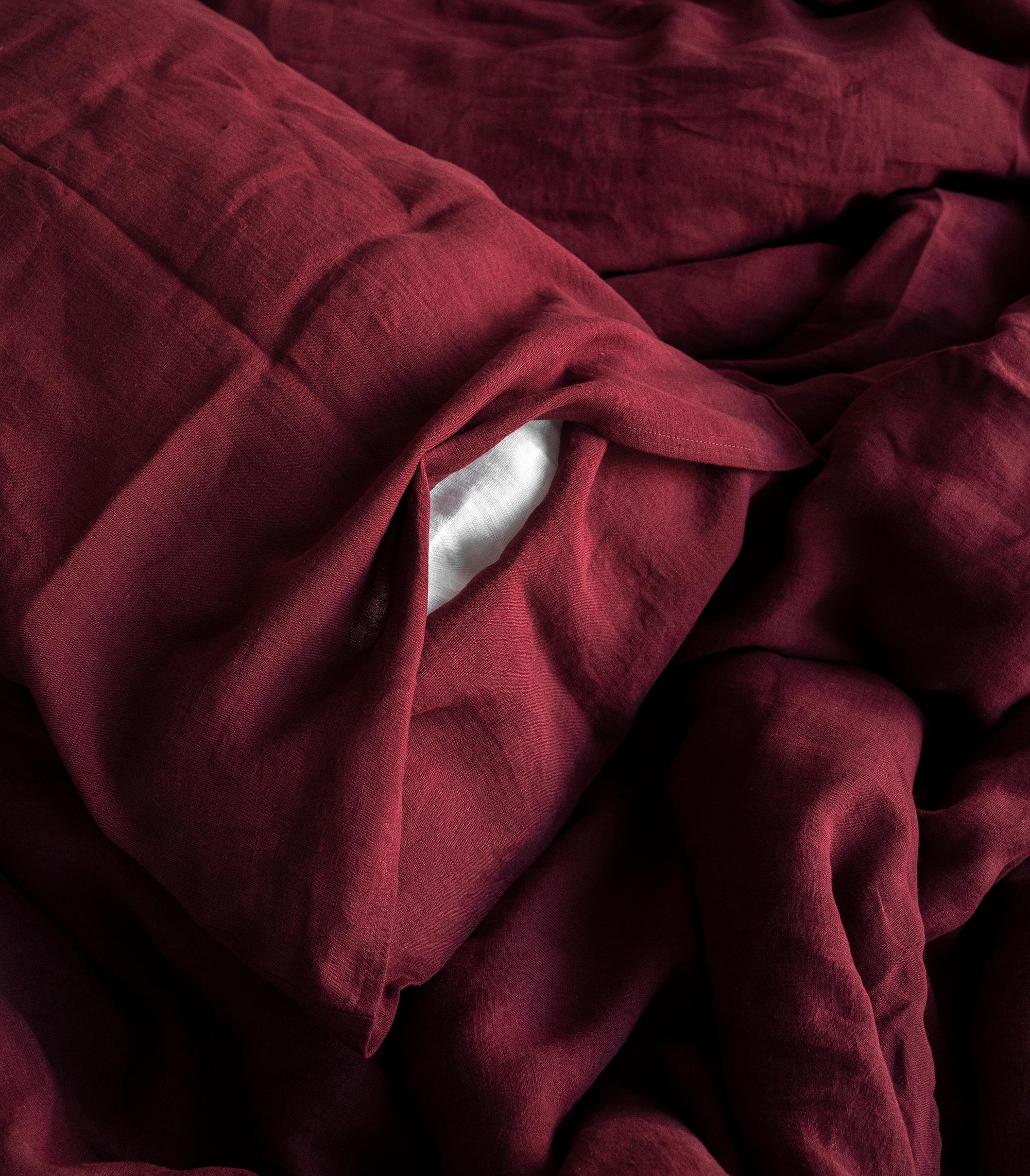 Linen Bedding Set in Maroon - Duvet Cover & 2 Pillowcases