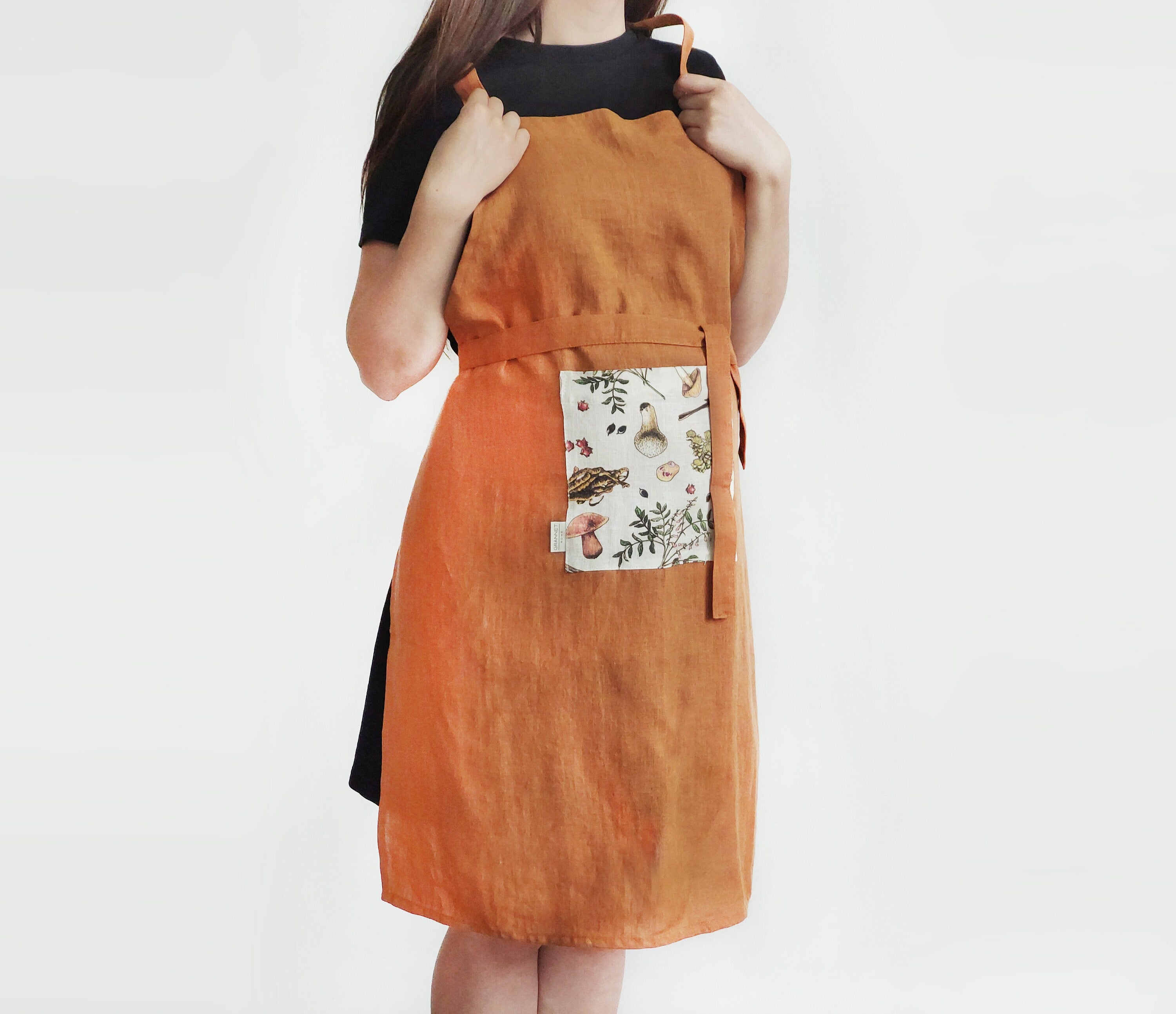Cinnamon Linen Apron with Mushroom pocket