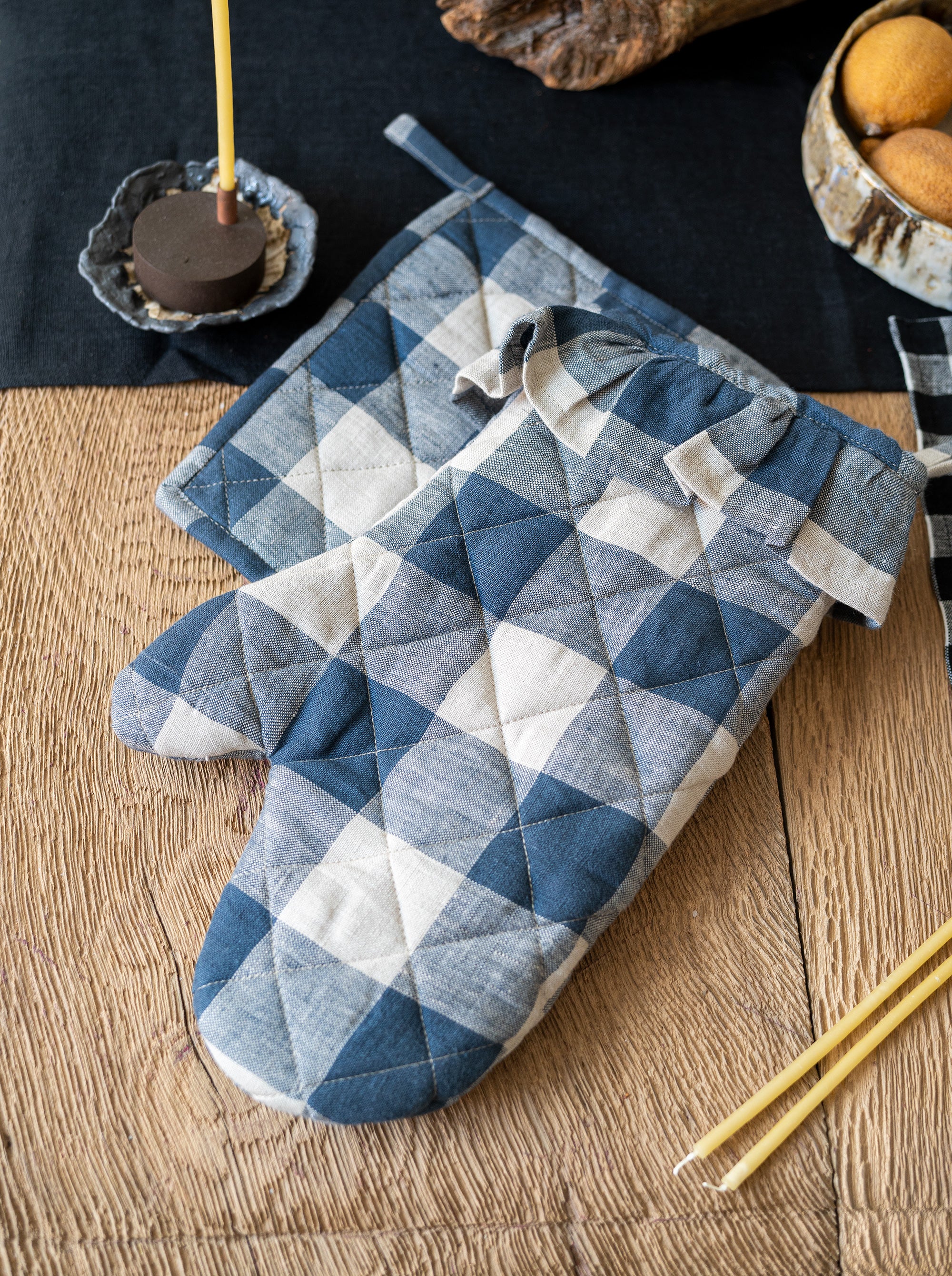 Blue Checkered Oven Mitt and Pot holder Set