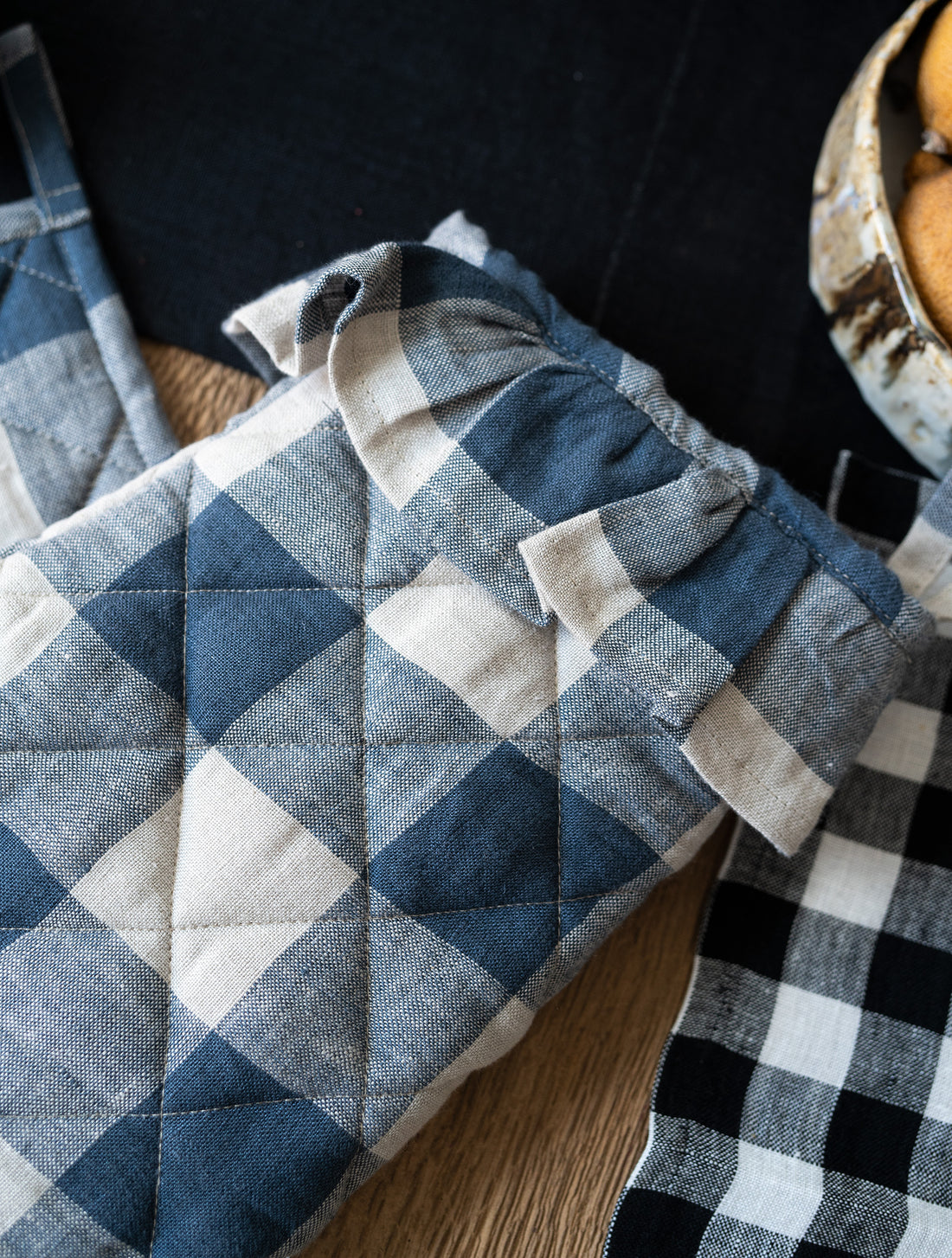 Blue Checkered Oven Mitt and Pot holder Set