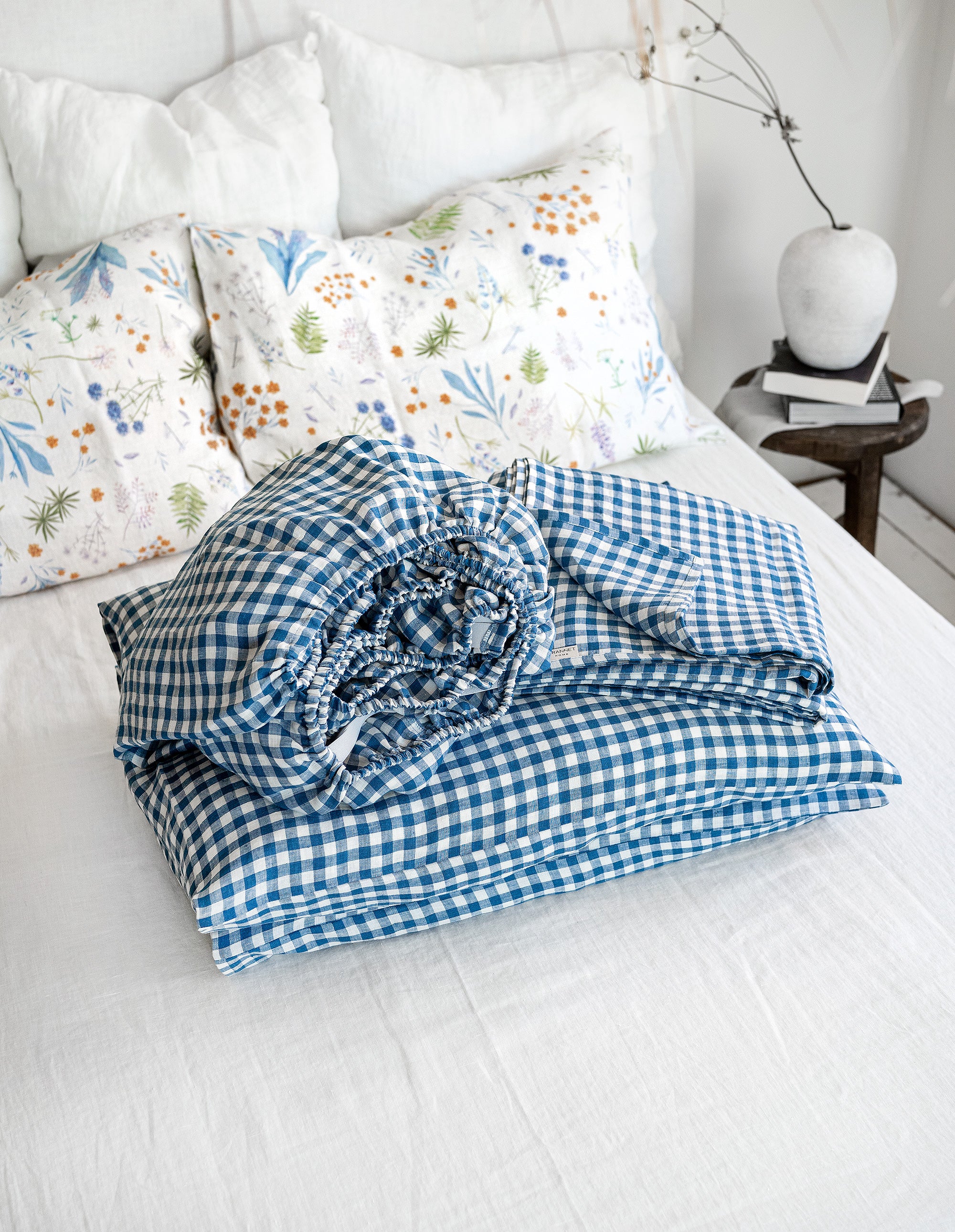 Linen Sheet Set in Blue Gingham