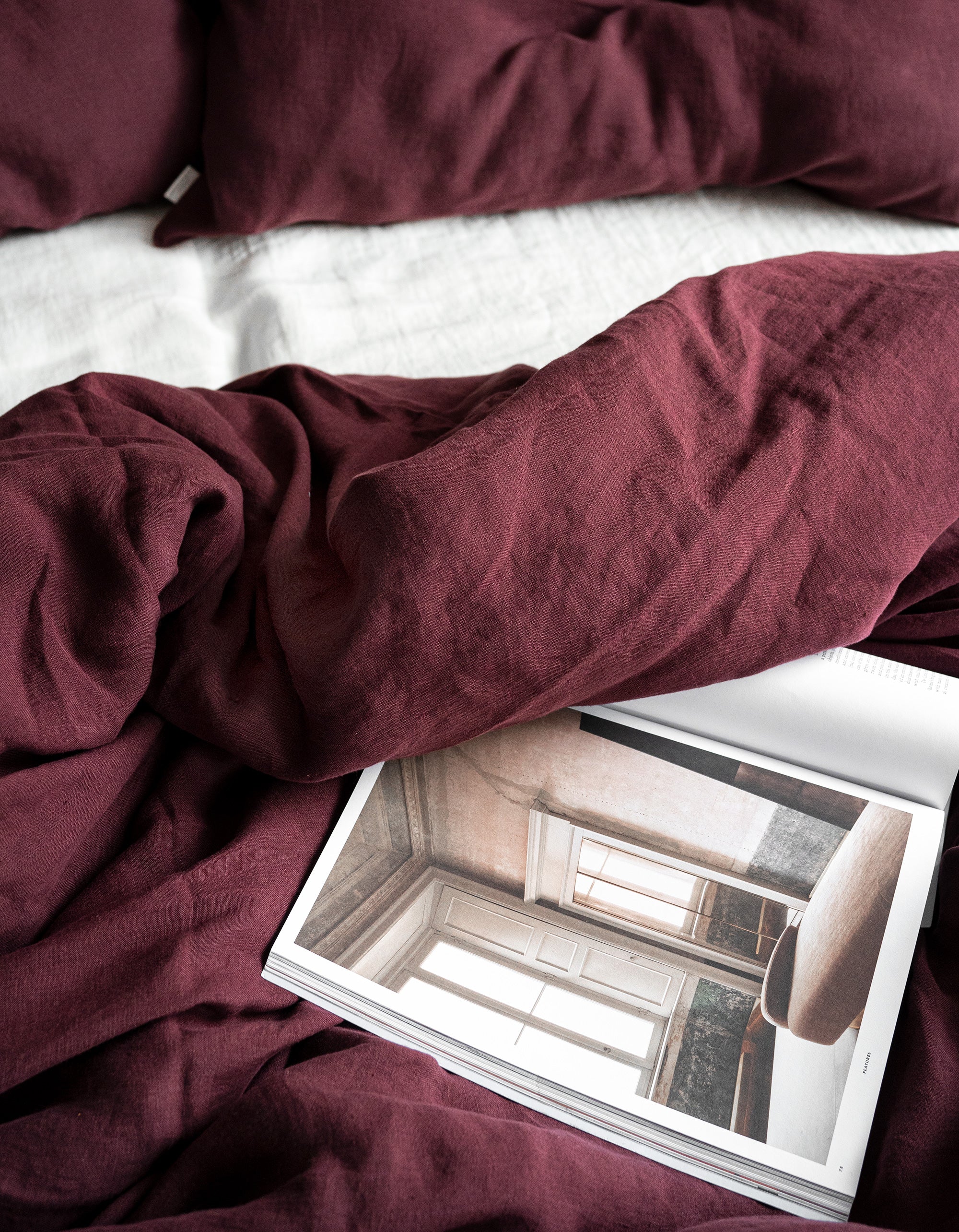 Linen Bedding Set in Burgundy - Duvet Cover & 2 Pillowcases