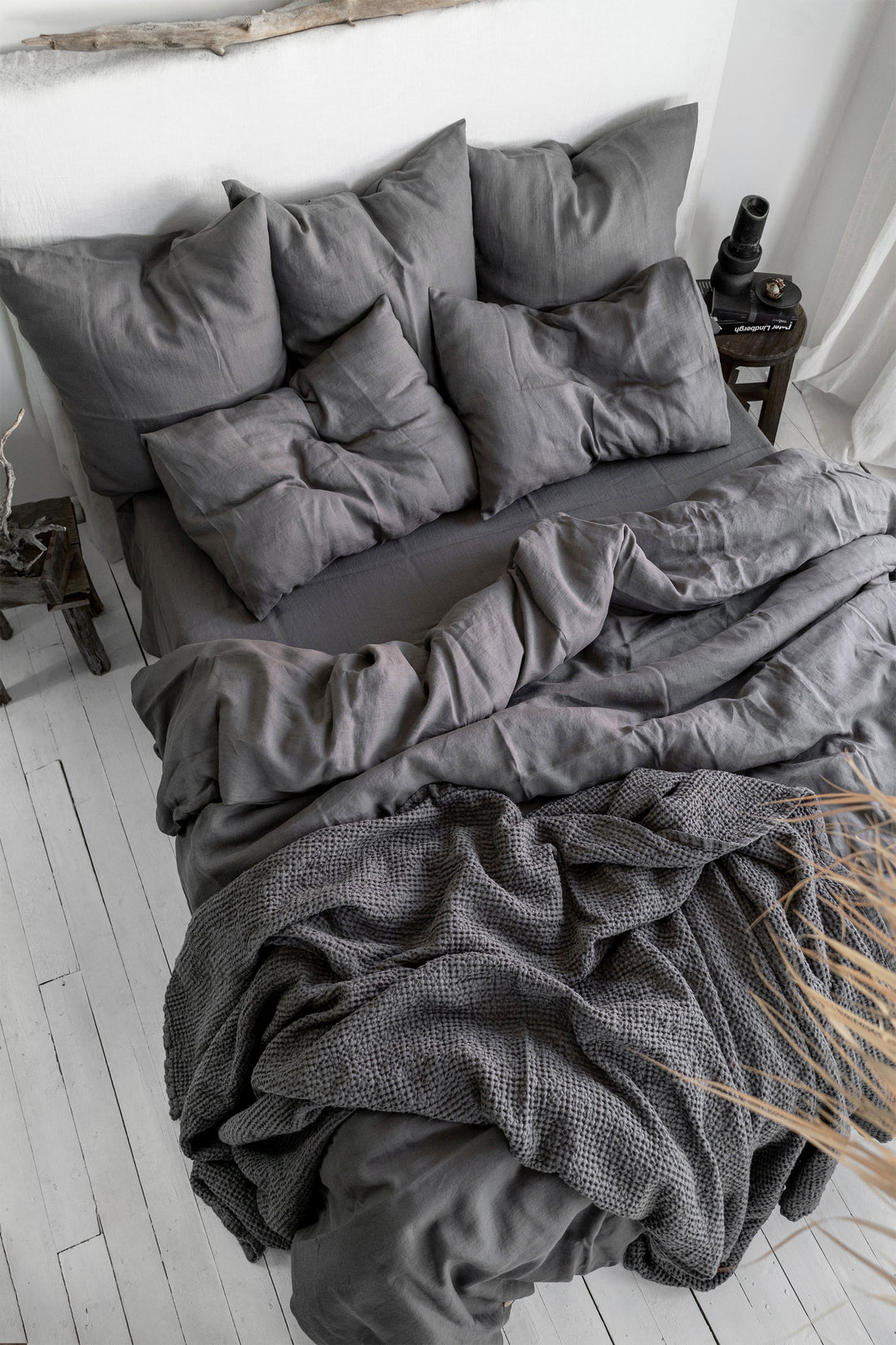 Linen Flat Sheet in Charcoal Gray