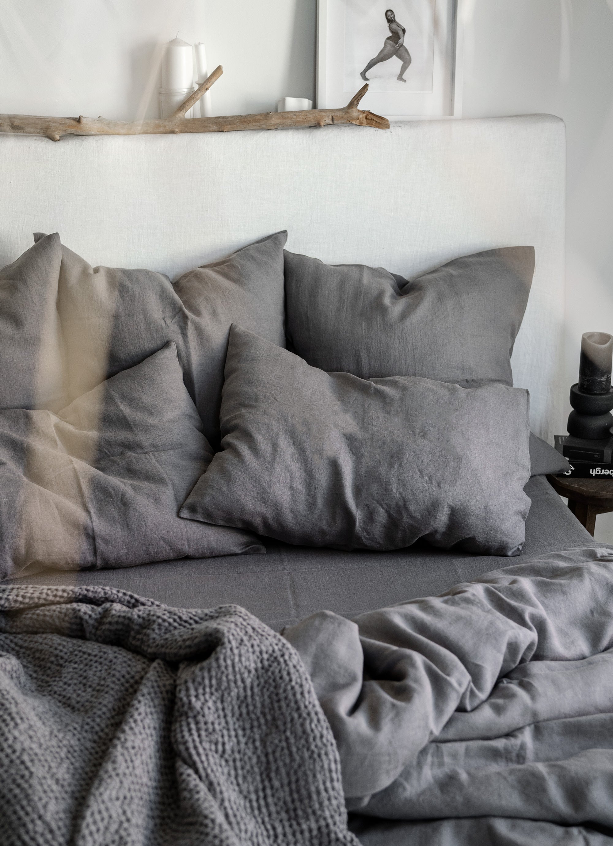 Linen Flat Sheet in Charcoal Gray
