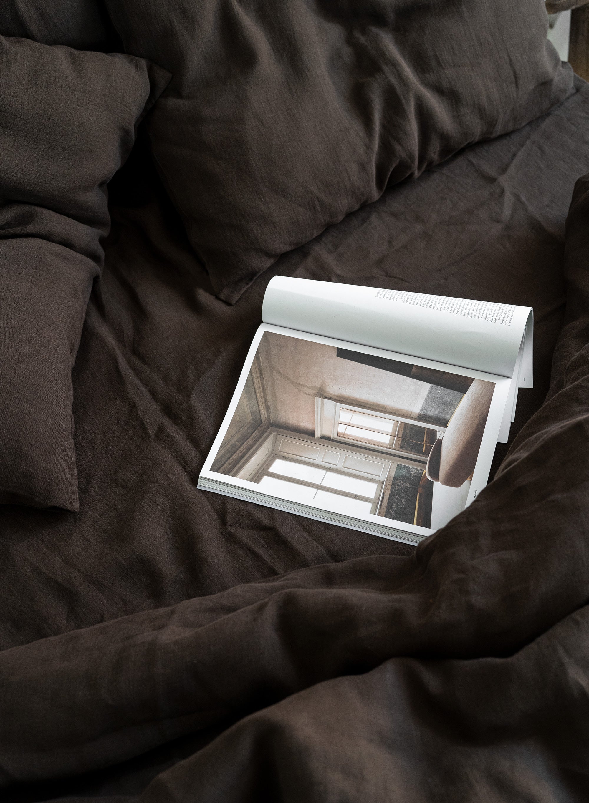 Linen Duvet Cover in Chocolate