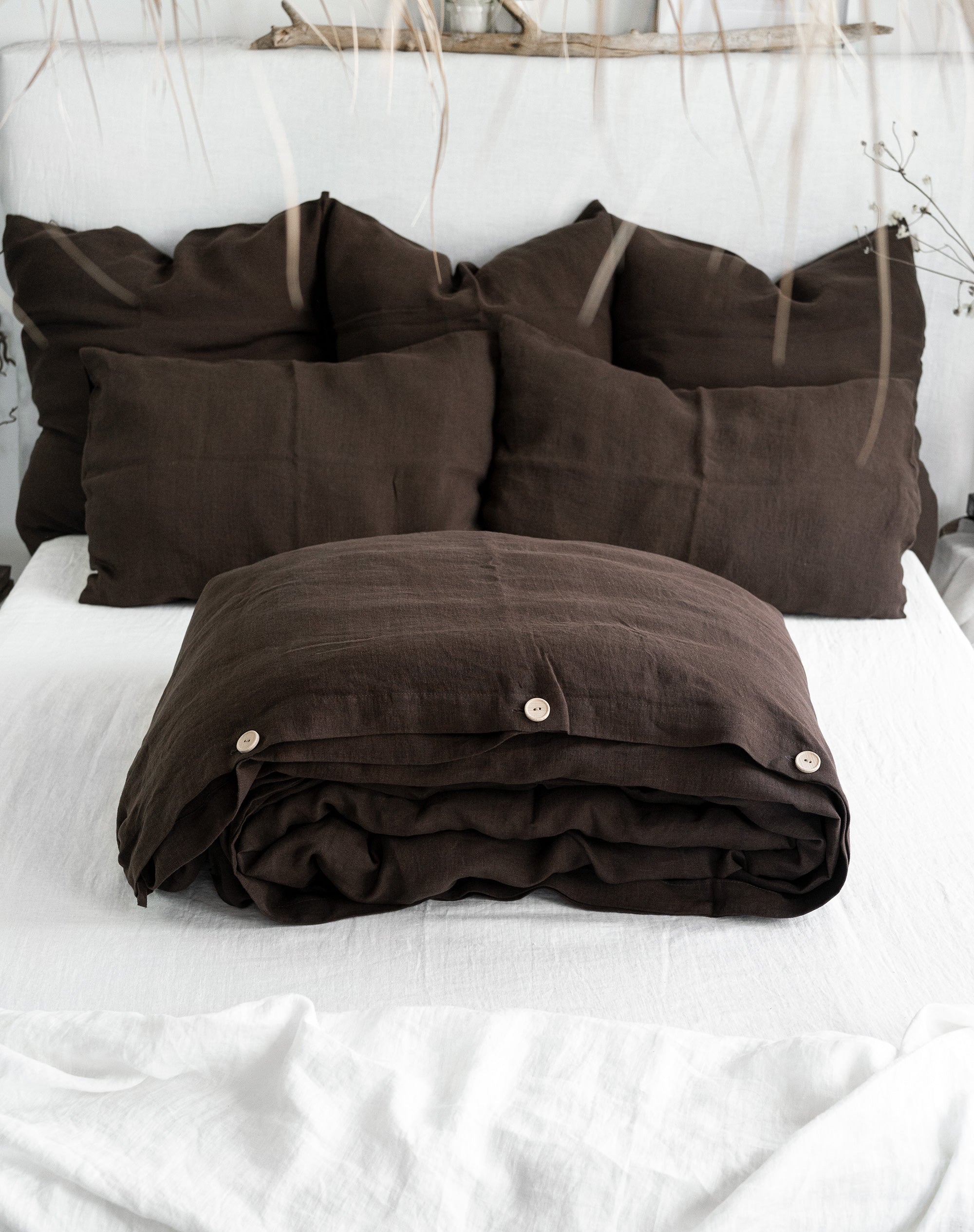 Linen Duvet Cover in Chocolate