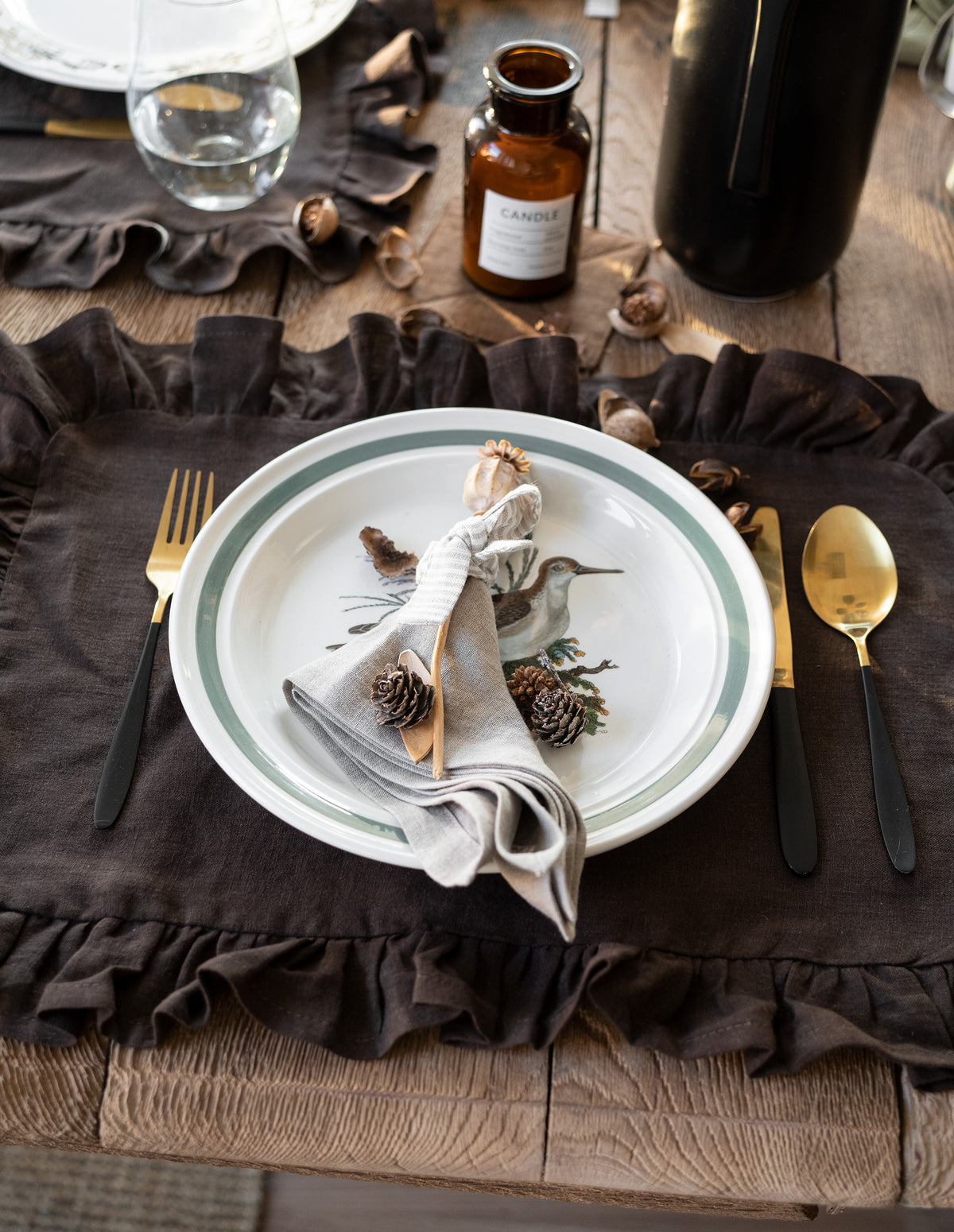 Ruffled Linen Placemat in Chocolate