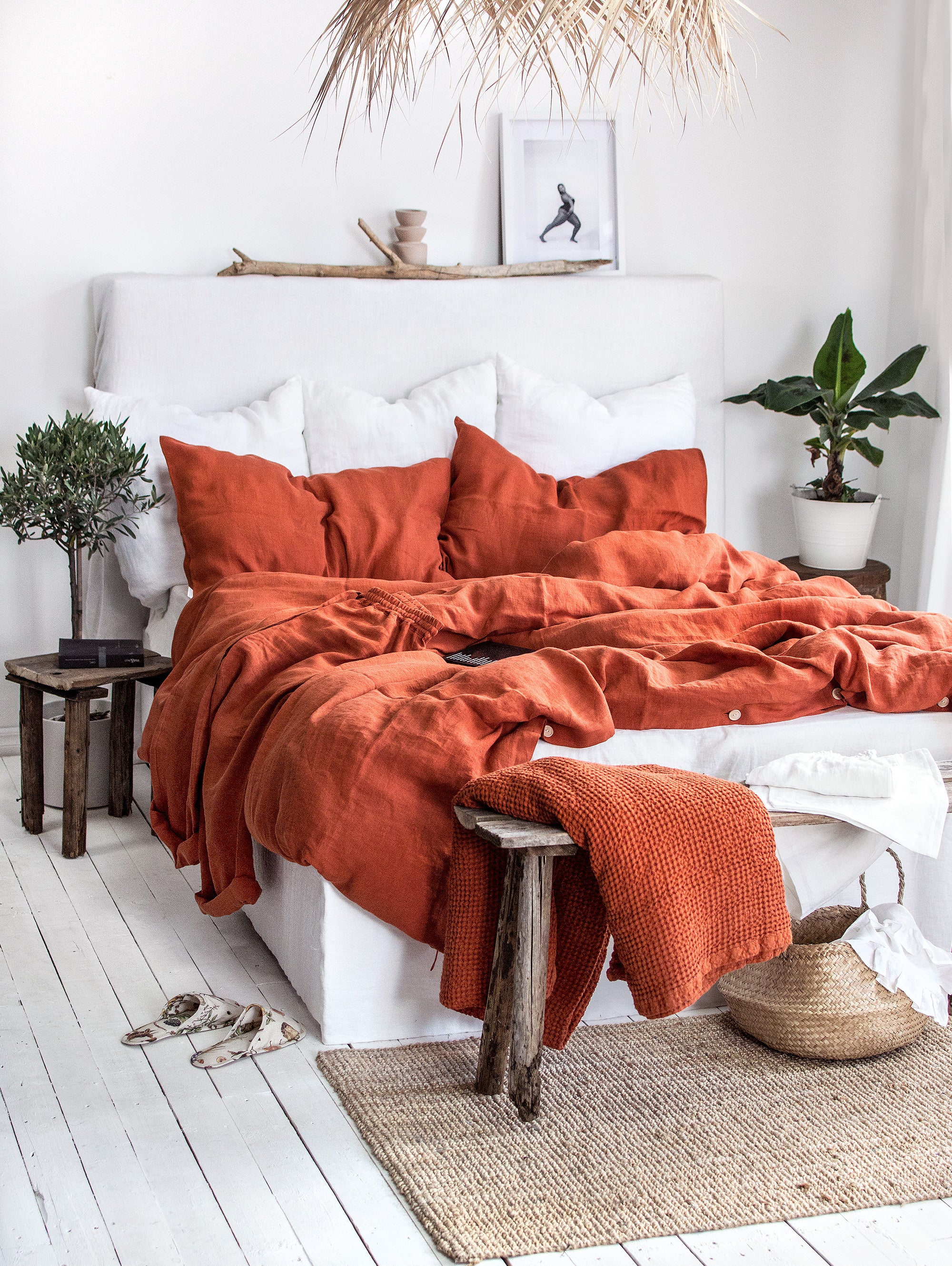 Linen Fitted Sheet in Clay Red