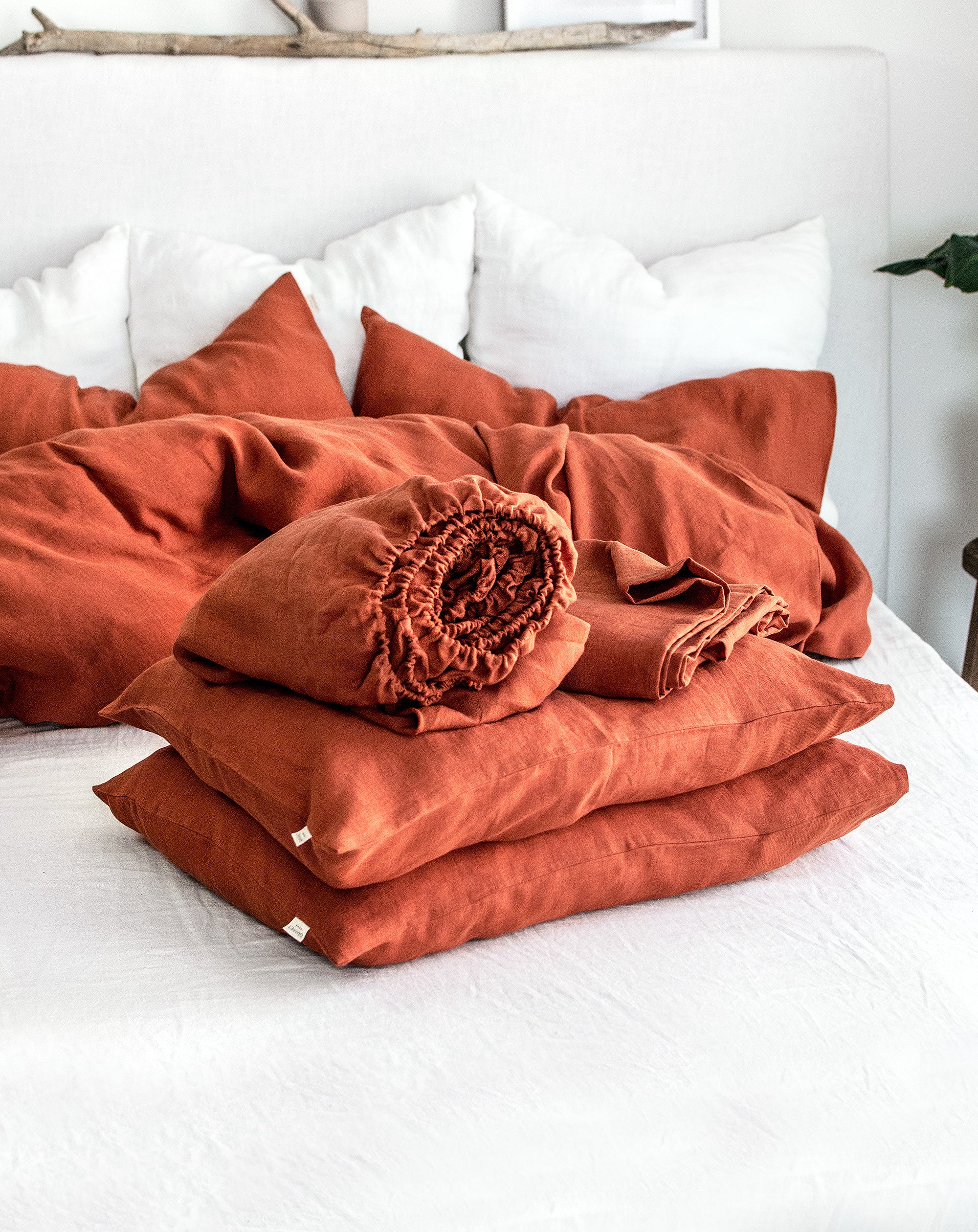 Linen Sheet Set in Clay Red