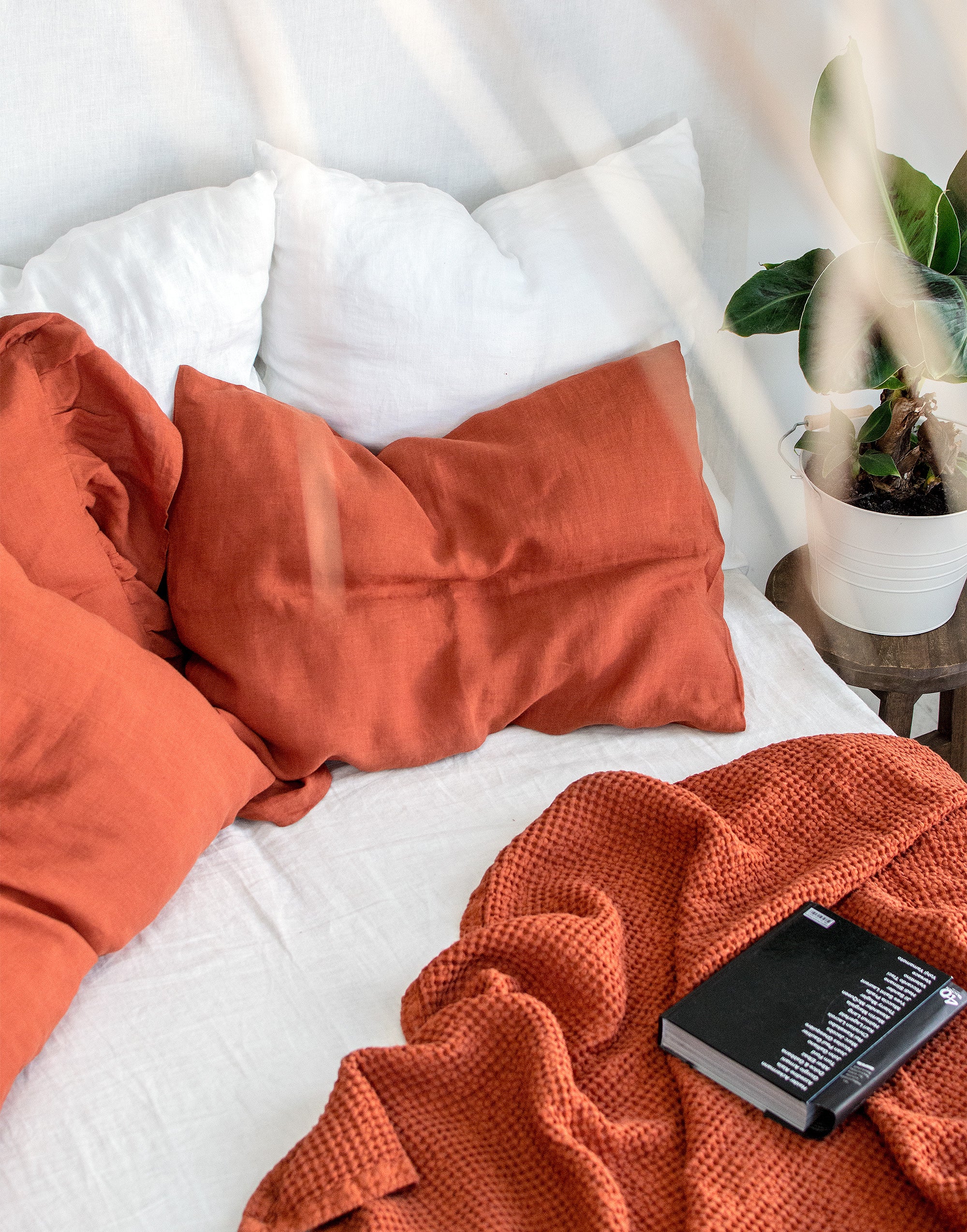 Linen Pillowcase in Clay Red