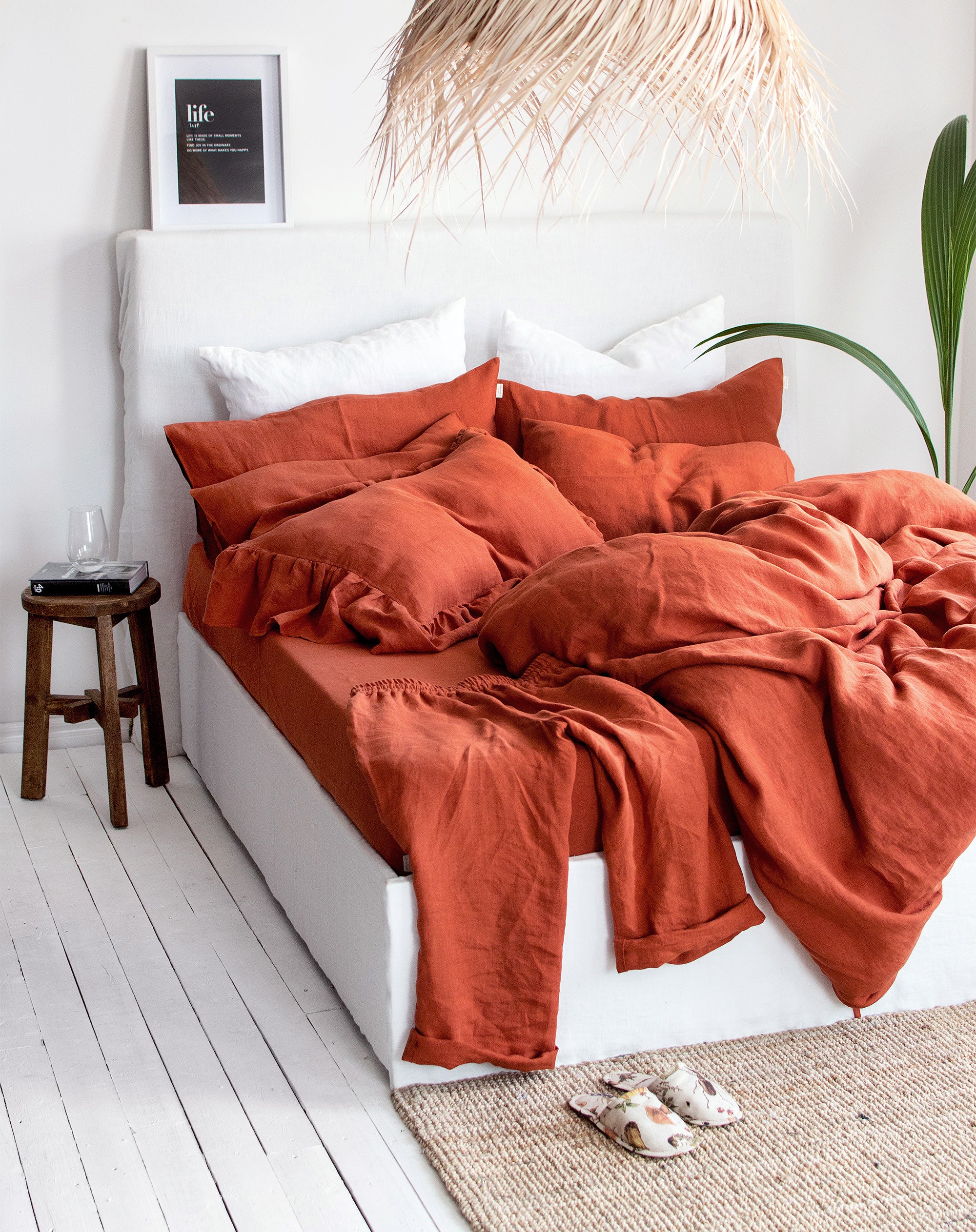 Linen Fitted Sheet in Clay Red