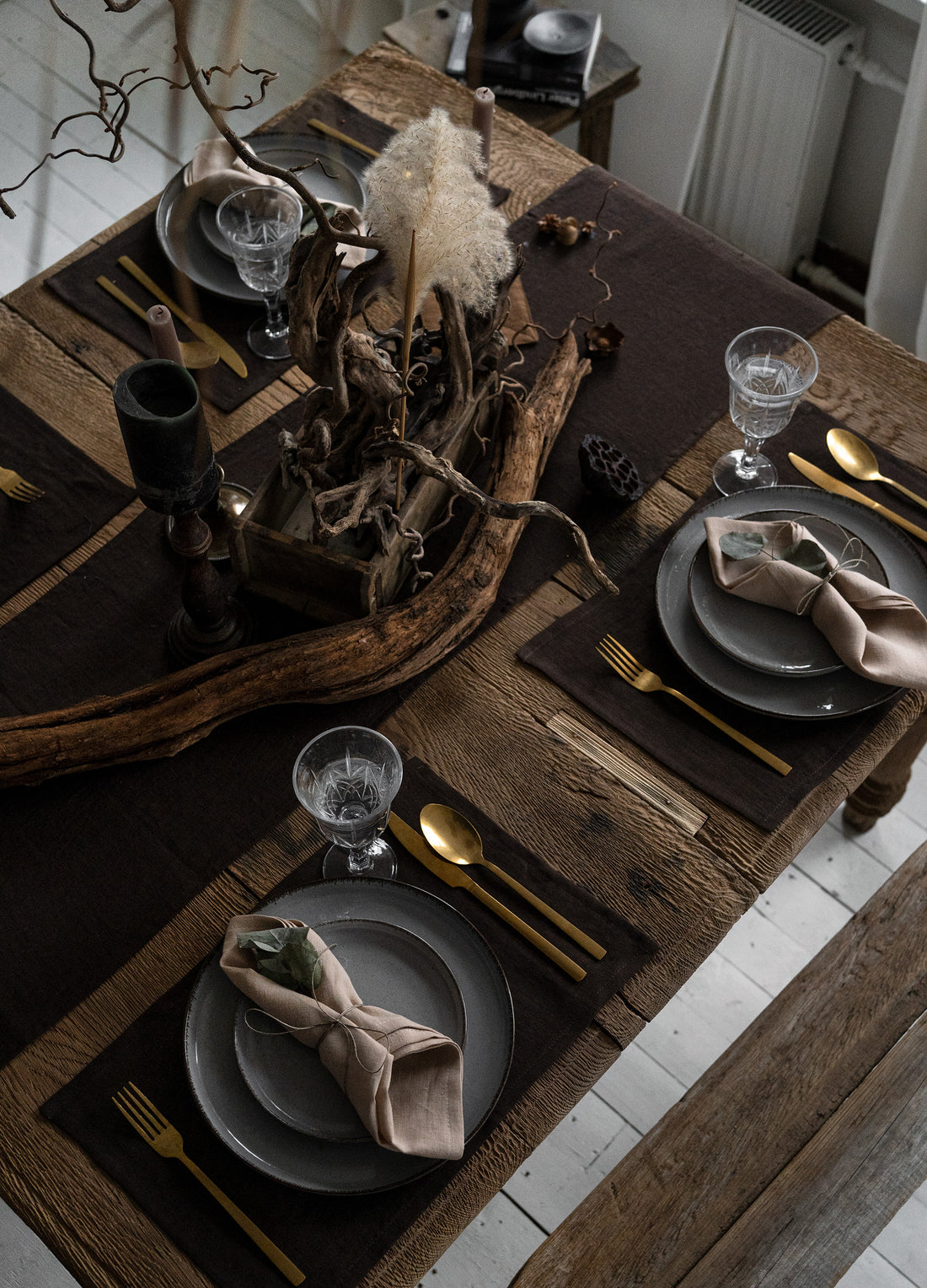 Linen Table Runner in Chocolate