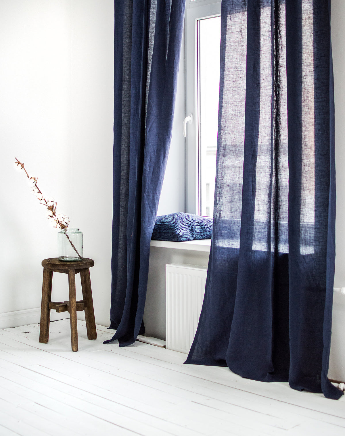 Linen Curtains in Midnight Blue