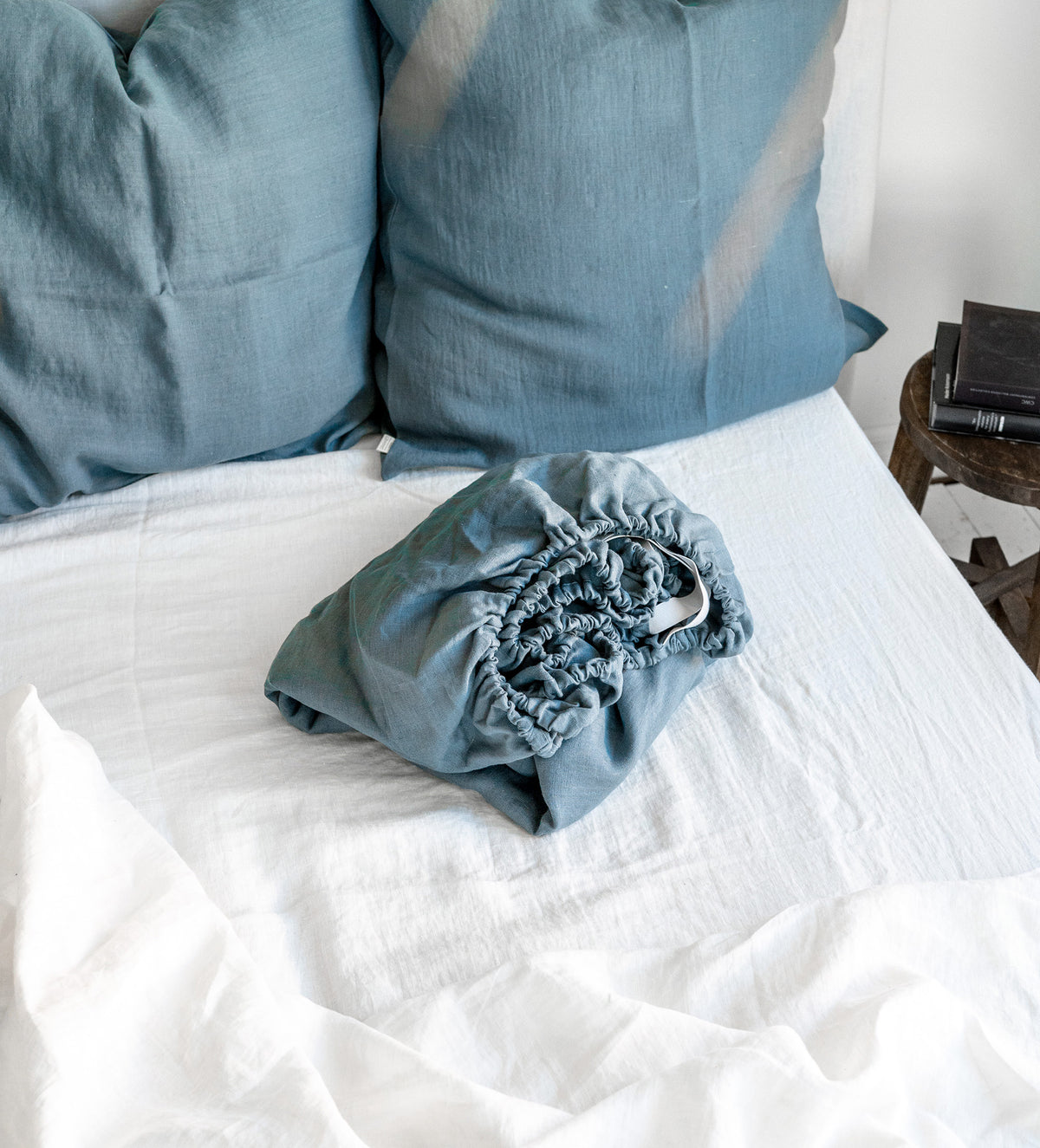 Linen Fitted Sheet in Dusty Blue