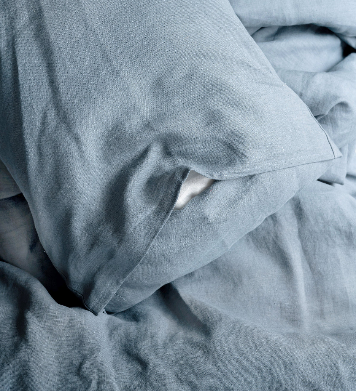 Linen Sheet Set in Dusty Blue