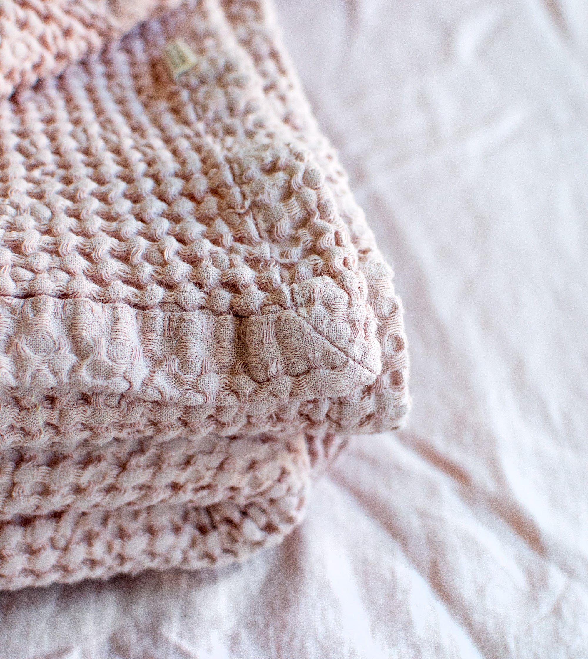 Waffle Blanket in Dusty Rose