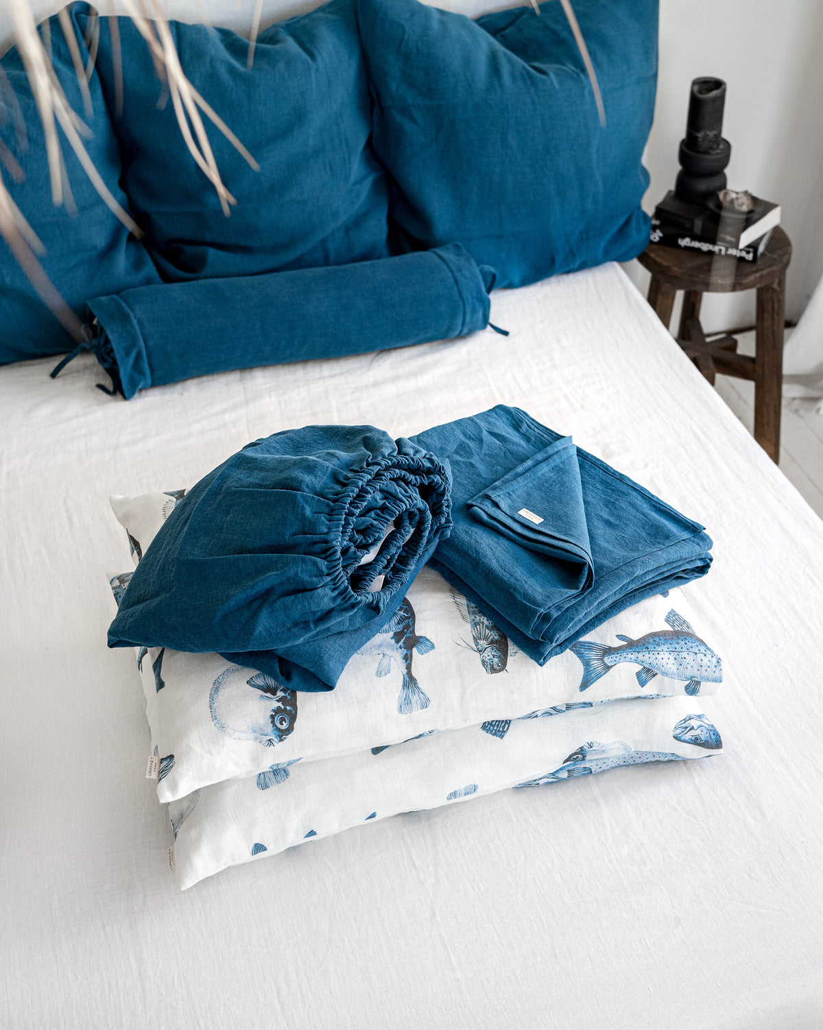 Linen Sheet Set in Fisherman + Lake Blue