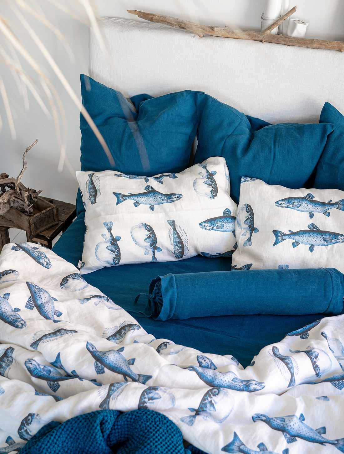 Linen Sheet Set in Fisherman + Lake Blue