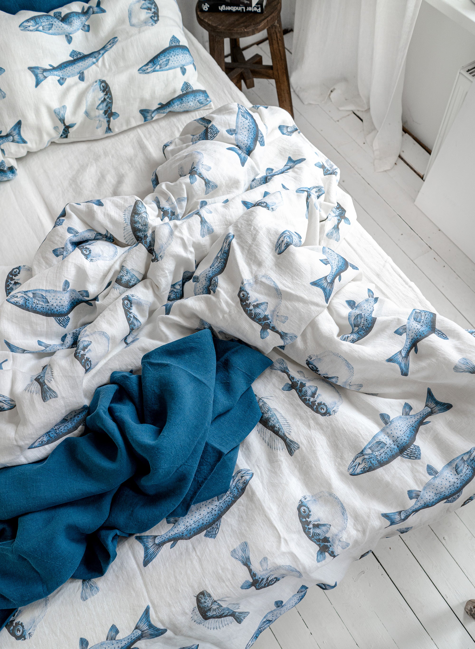 Linen Sheet Set in Fisherman + Blue Gingham