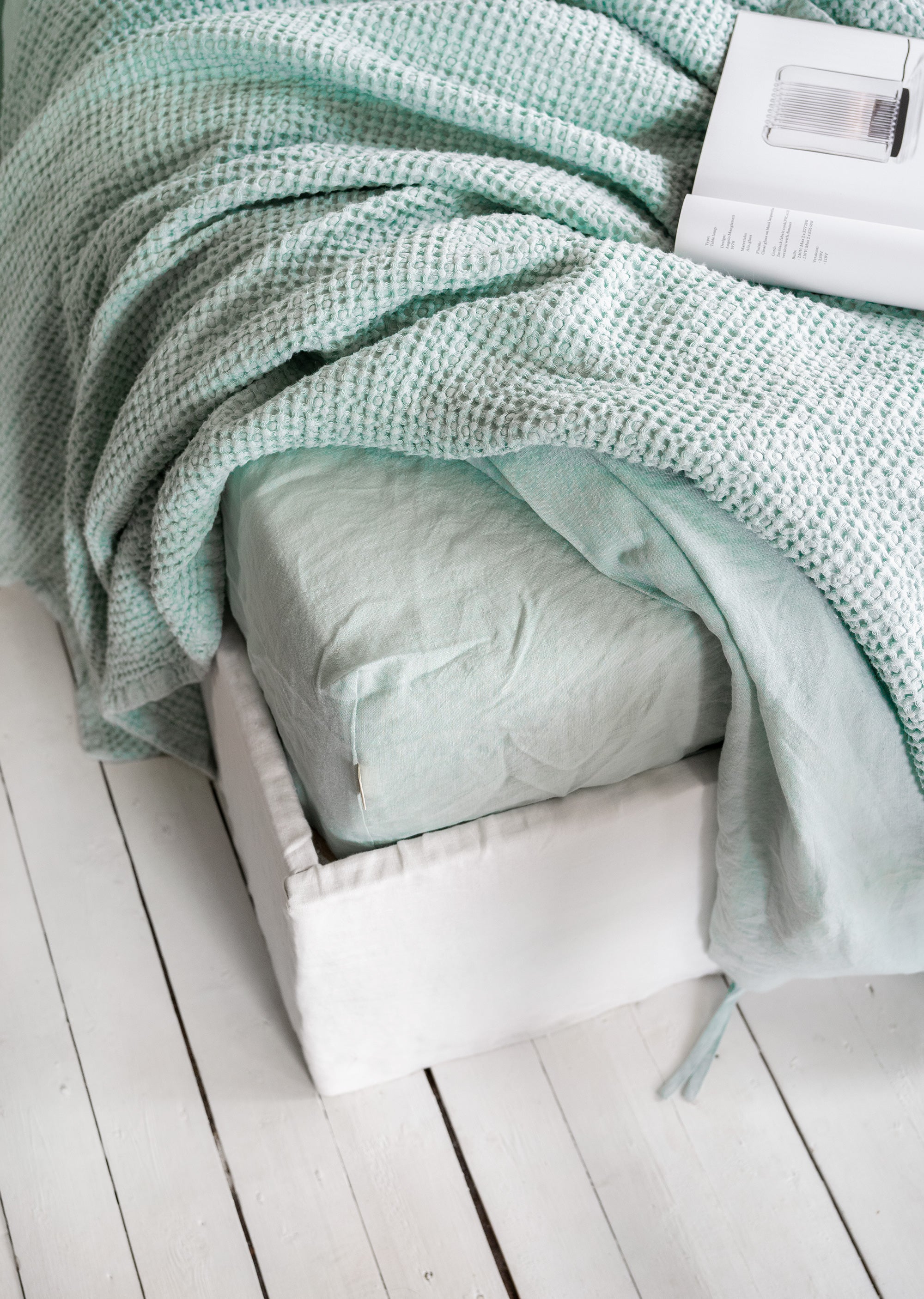 Linen Sheet Set in Mint Green