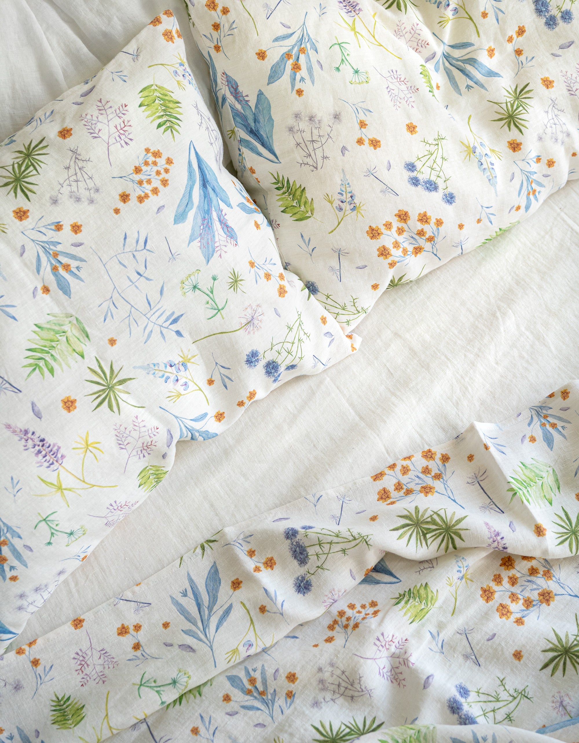 Linen Flat Sheet in Floral pattern
