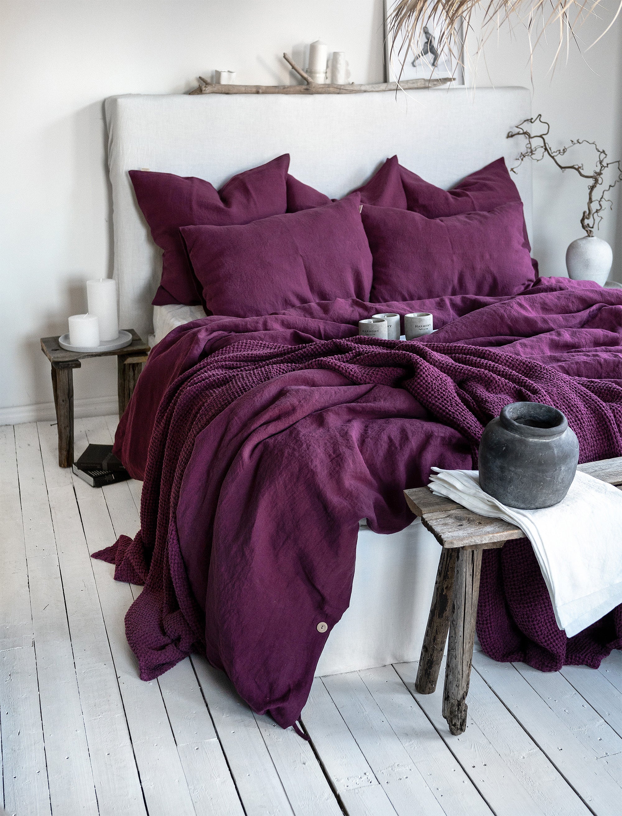 Linen Fitted Sheet in Fuchsia