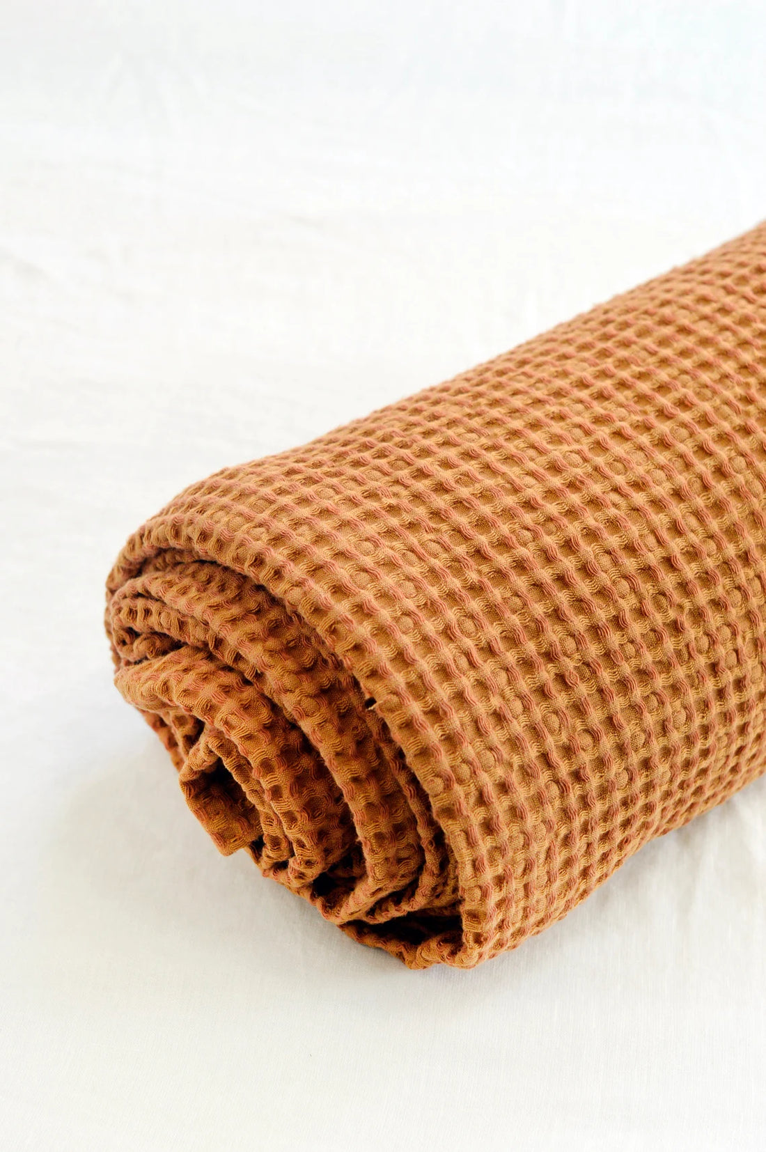 Linen Waffle Bath Towel in Cinnamon