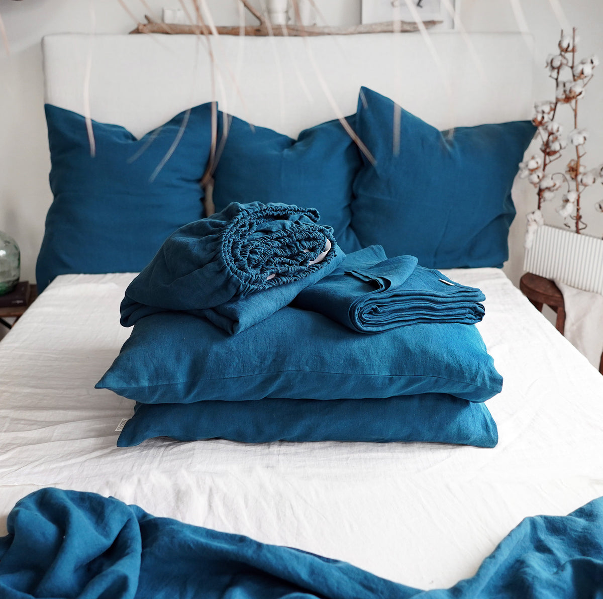Linen Sheet Set in Lake Blue