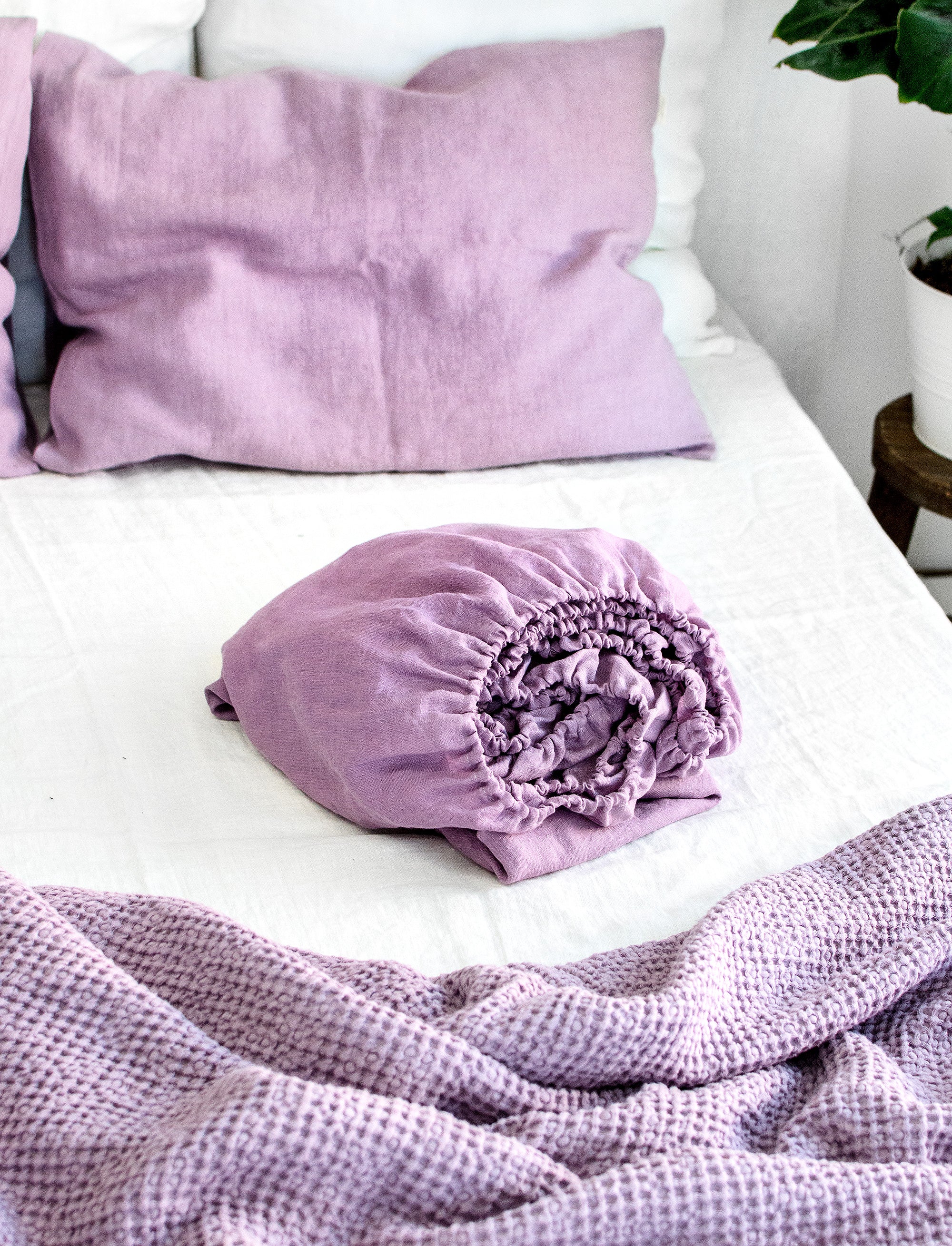 Linen Fitted Sheet in Lavender