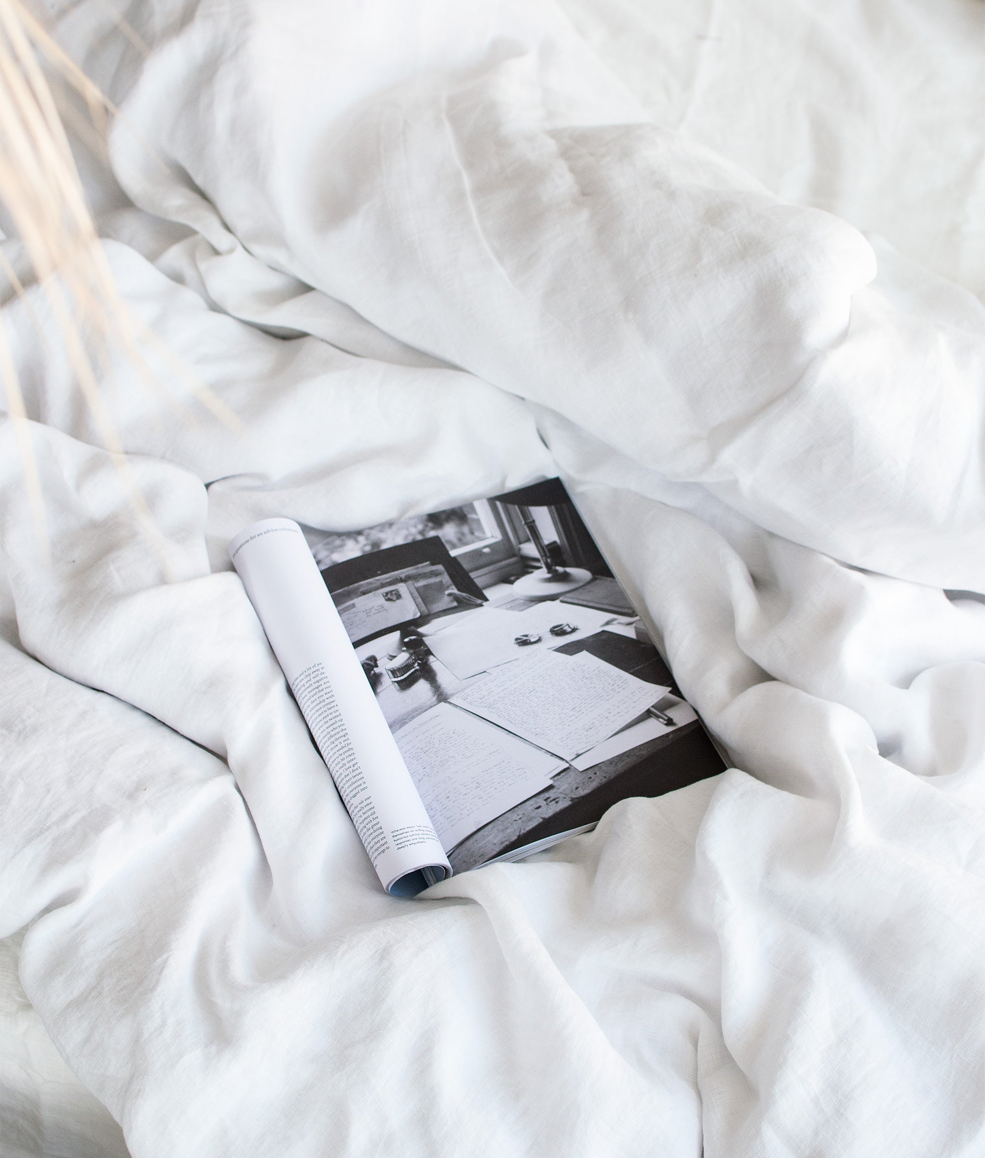 Linen Sheet Set in Milky White / Optic White
