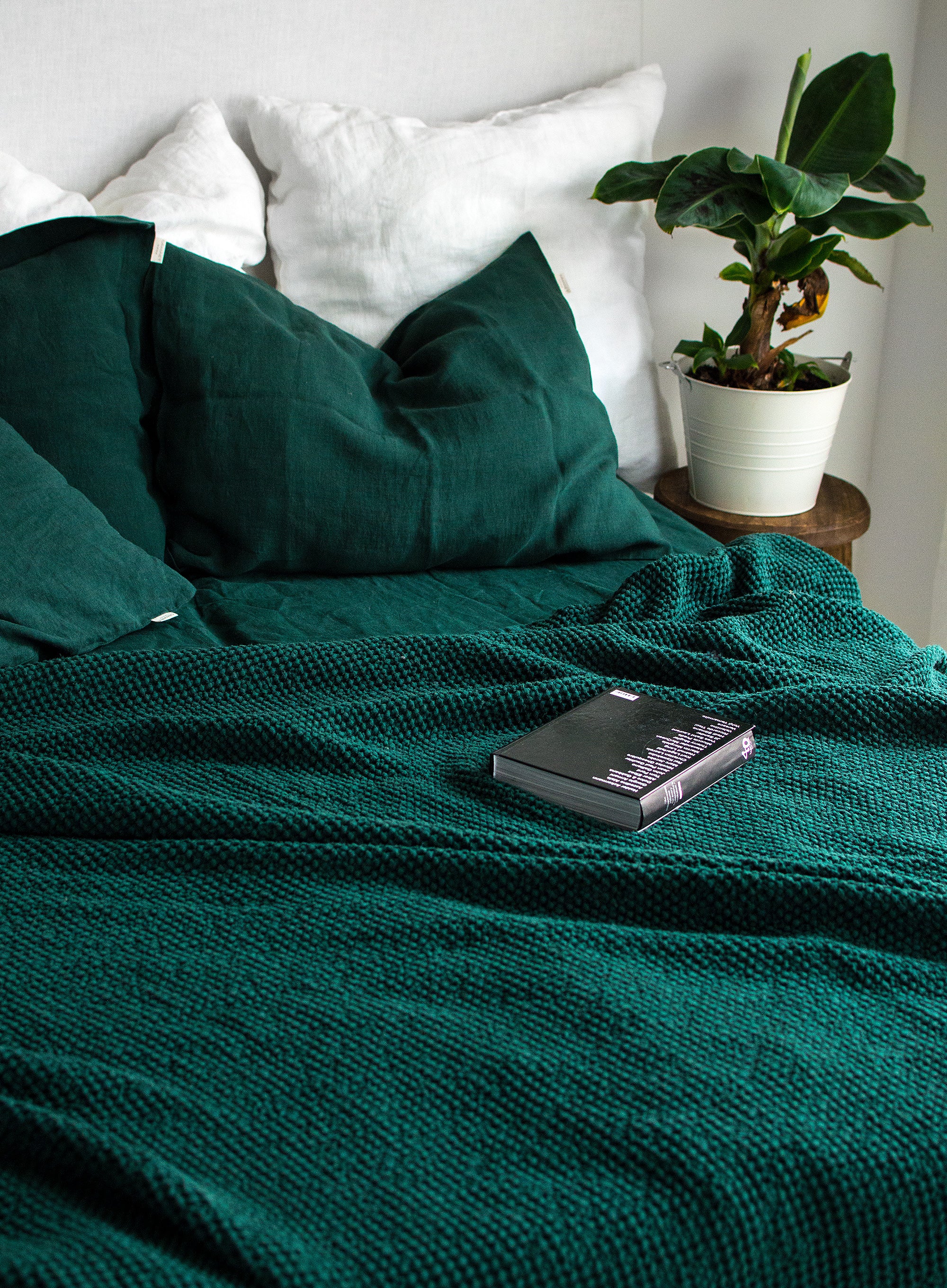 Linen Sheet Set in Jungle Green