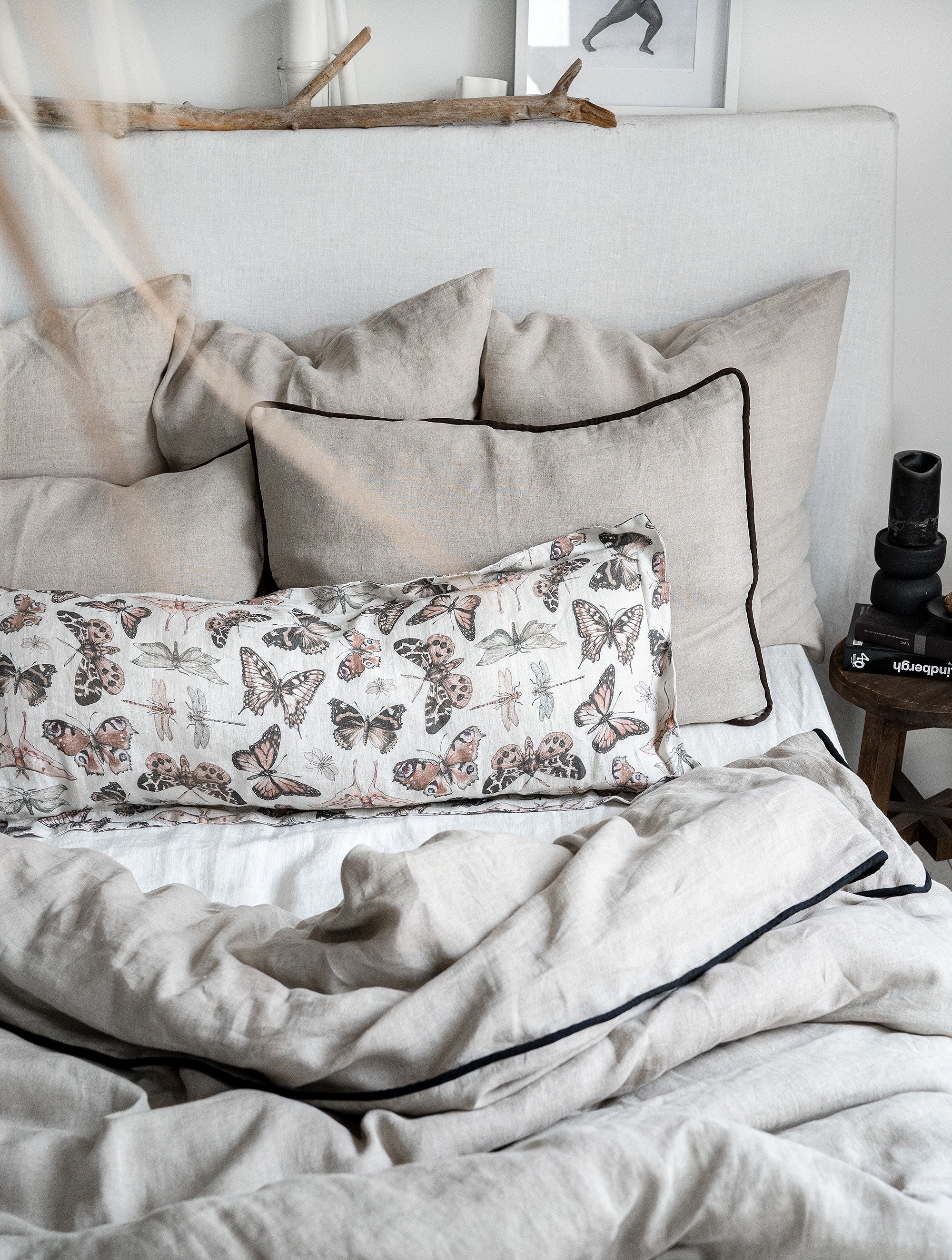 Linen Bedding Set with Piping - Duvet Cover & 2 Pillowcases