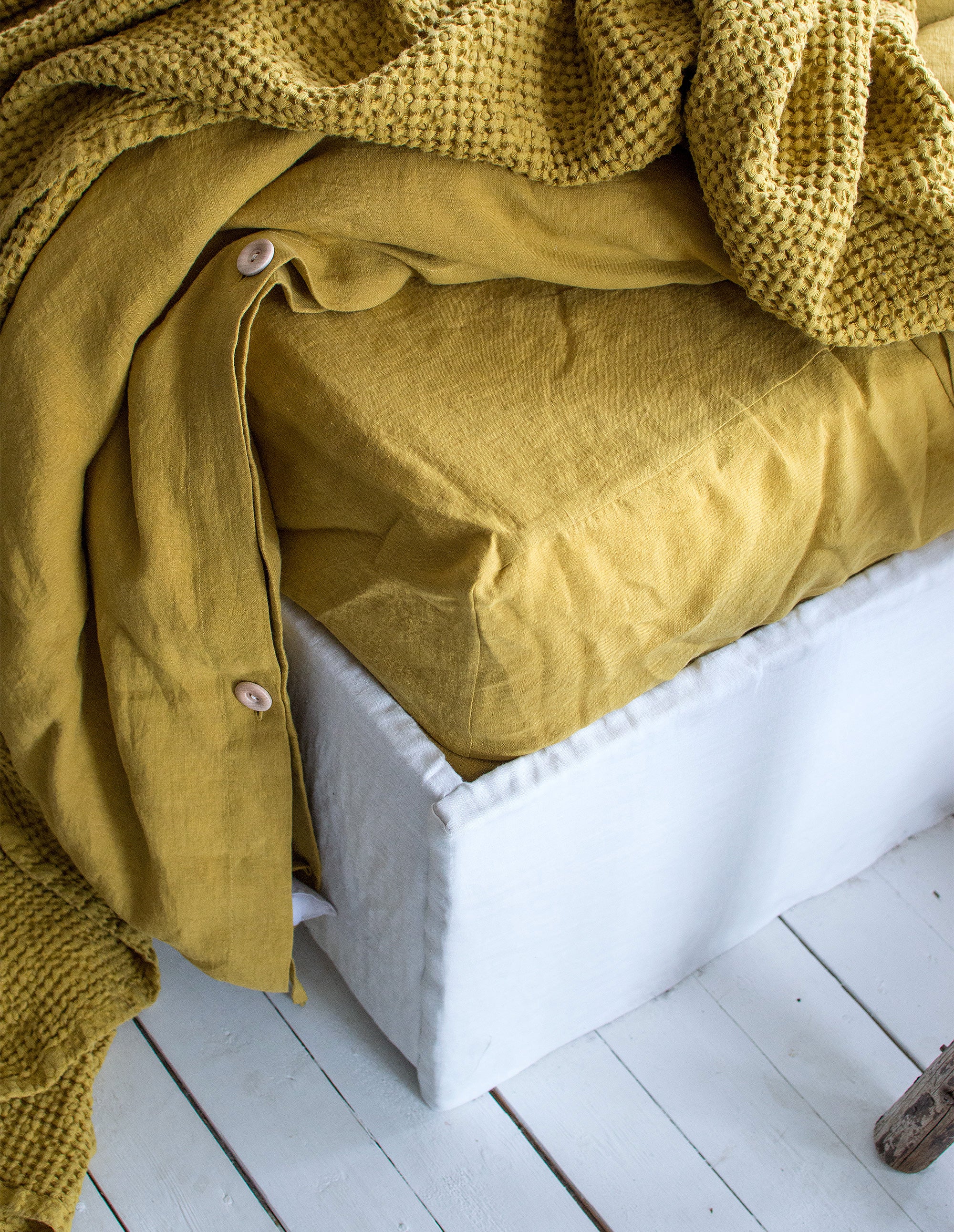 Linen Flat Sheet in Yellow Ochre