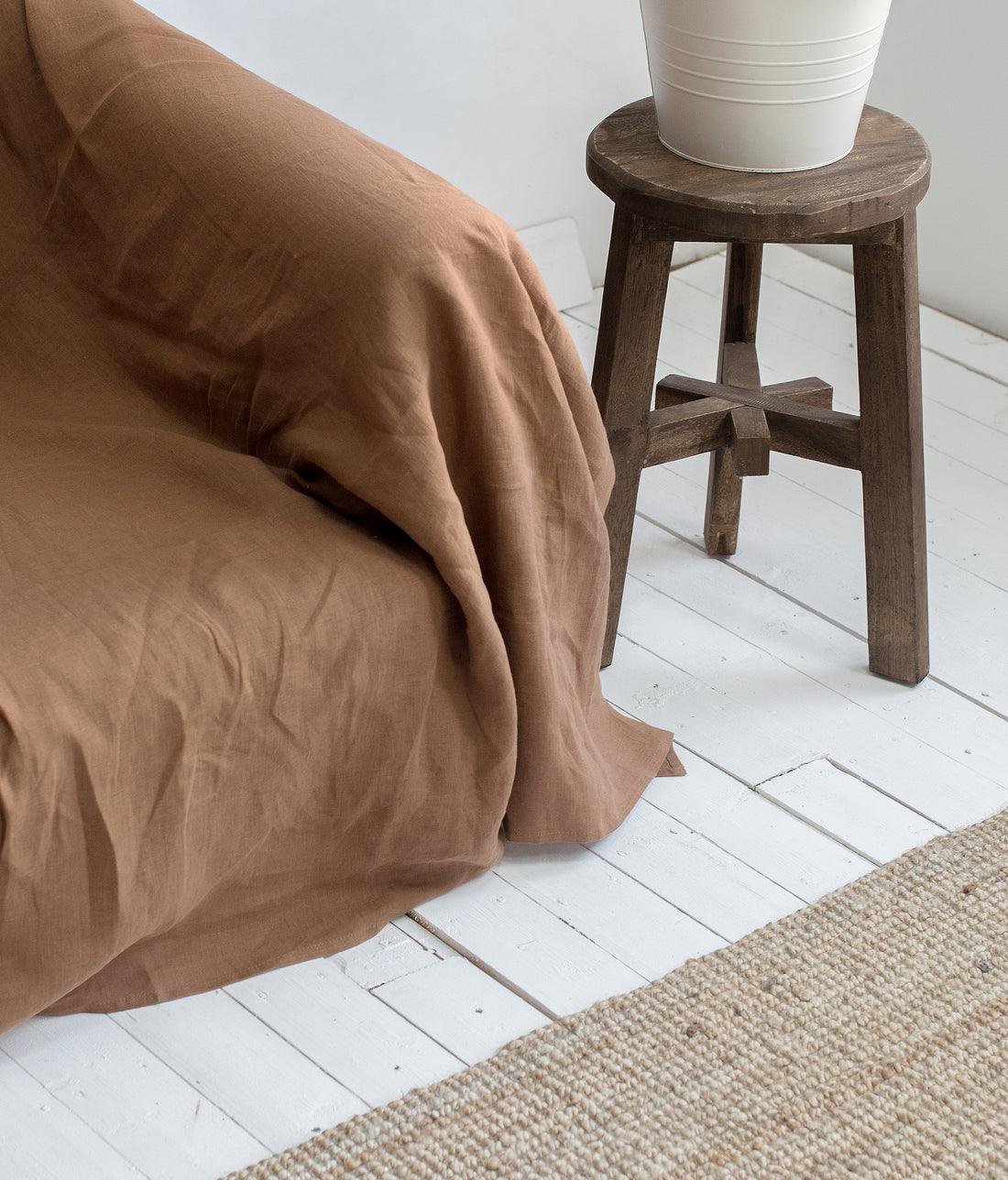 Linen Couch Cover in Tobacco