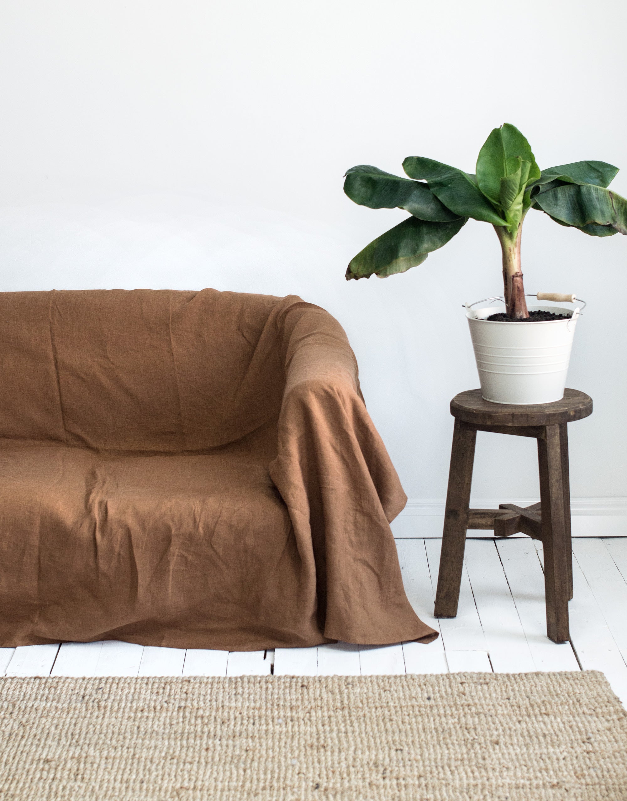 Linen Couch Cover in Tobacco