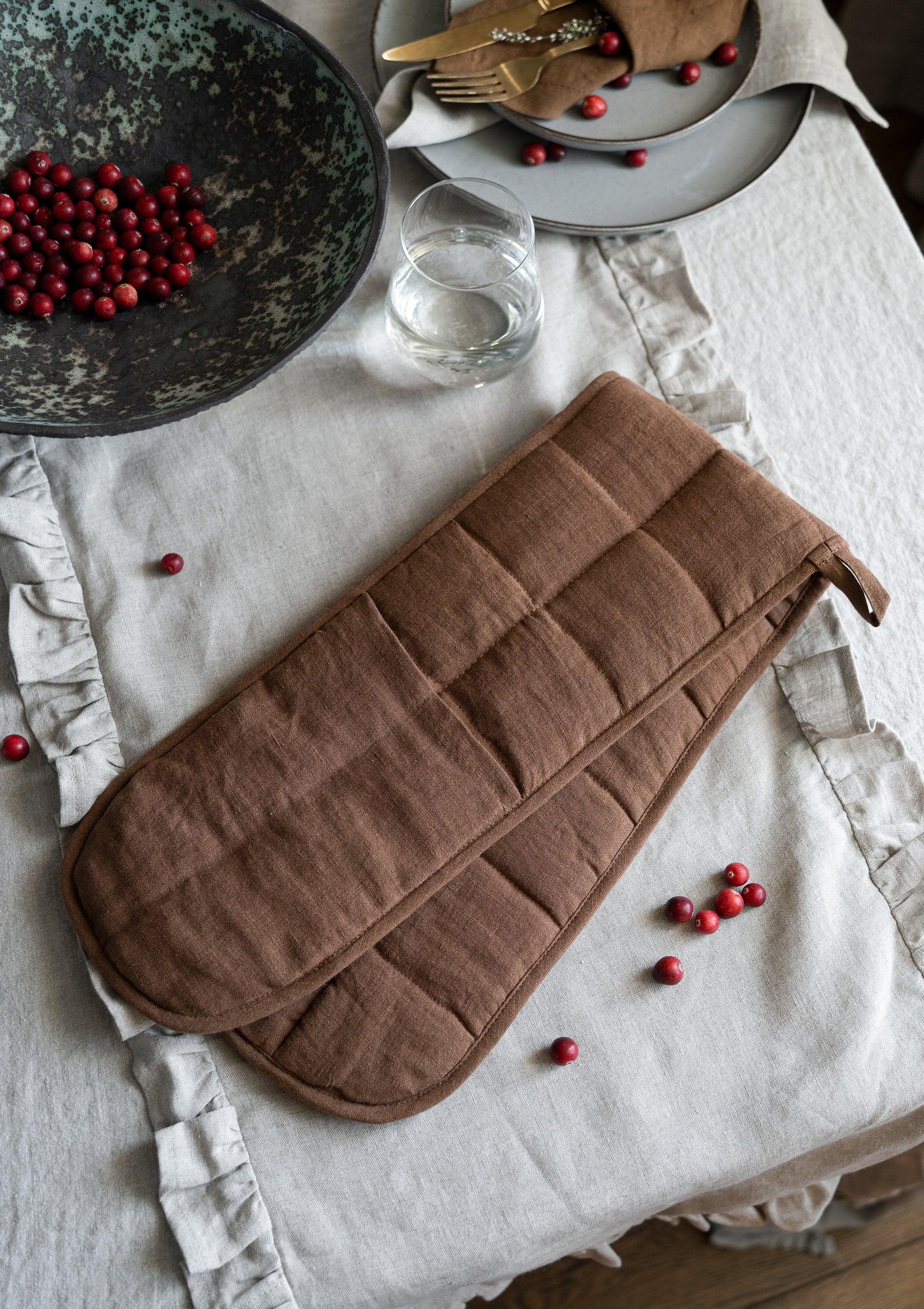 Double Oven Mitt Glove in Walnut