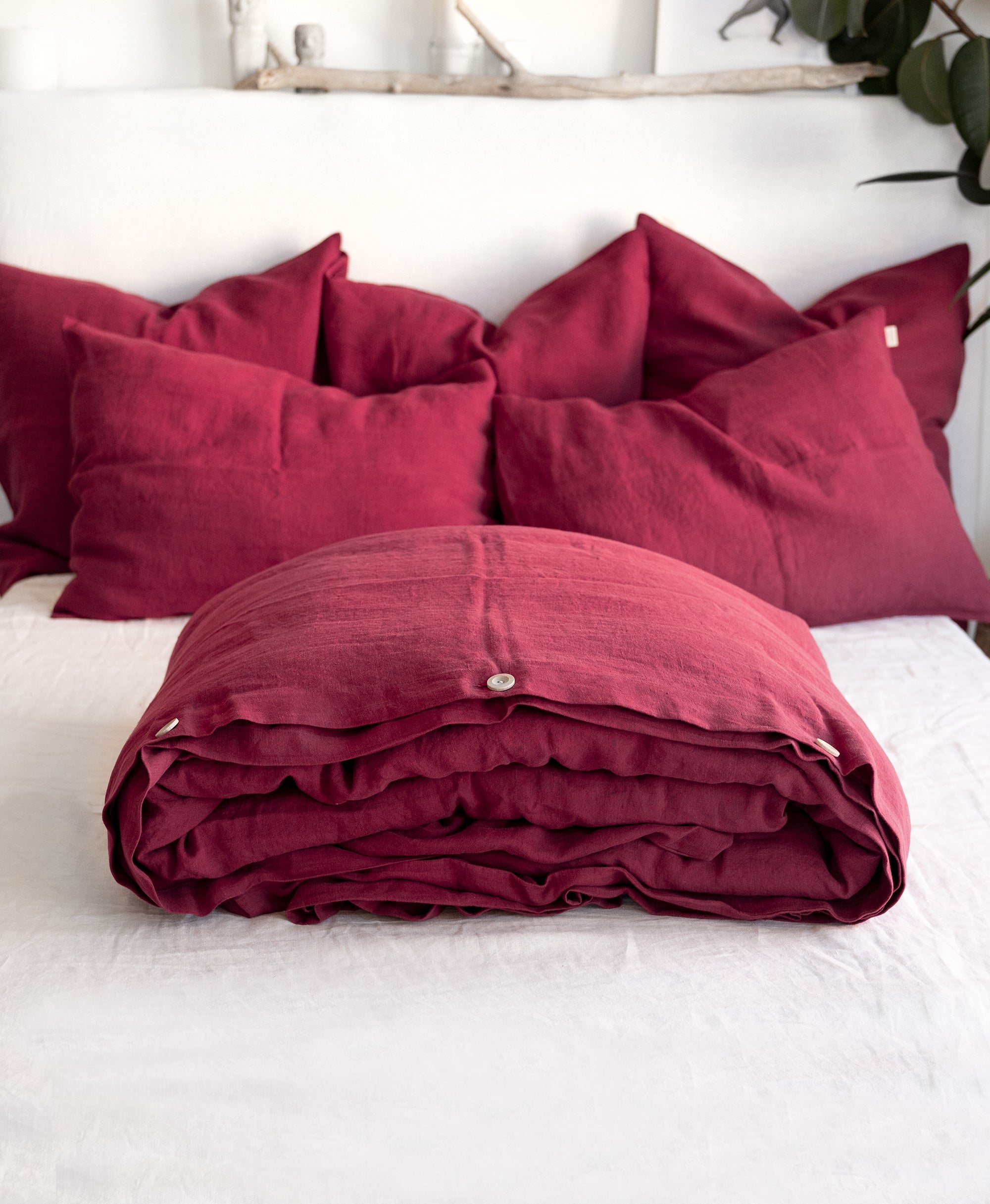 Linen Duvet Cover in Raspberry