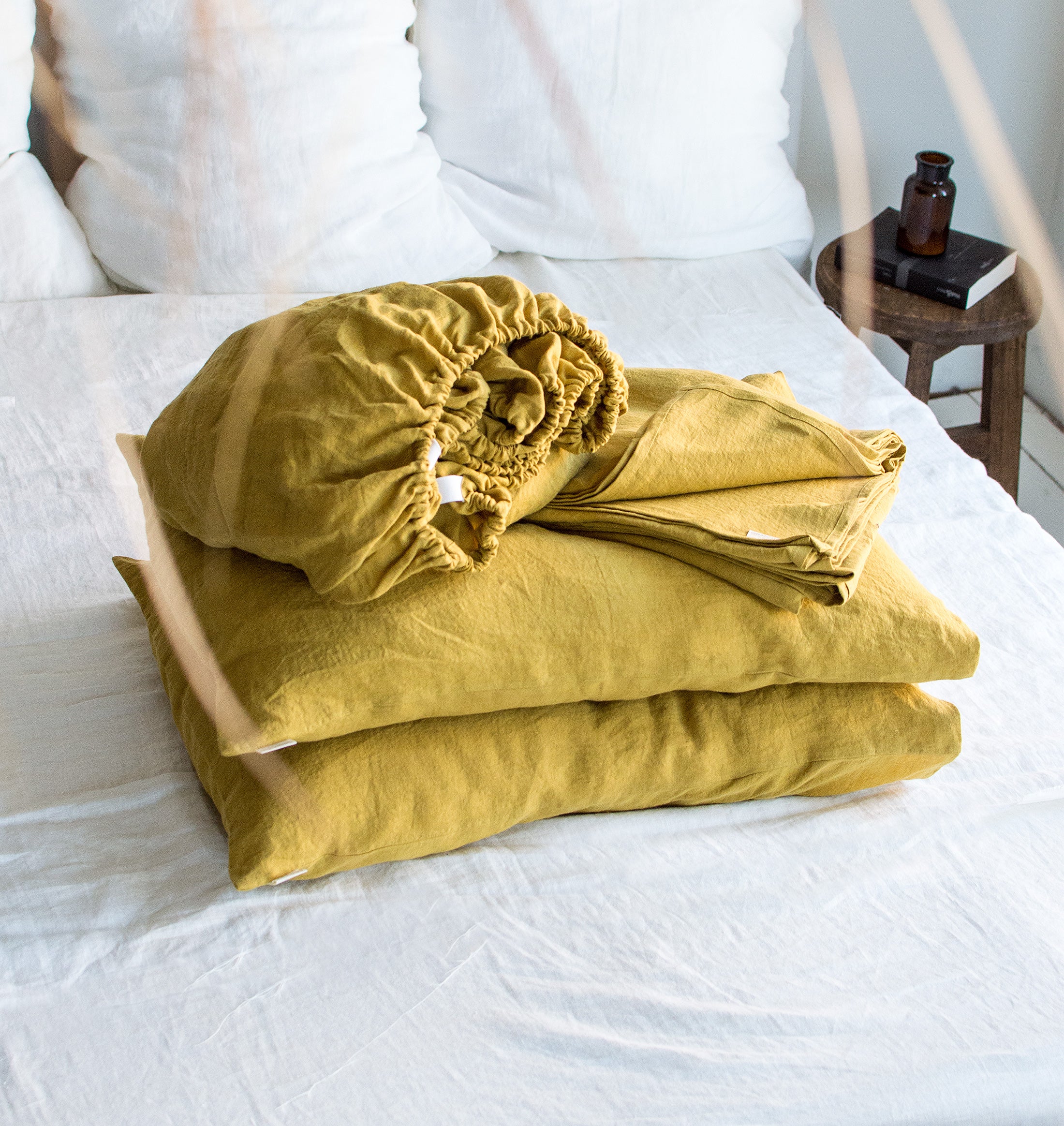 Linen Sheet Set in Yellow Ochre