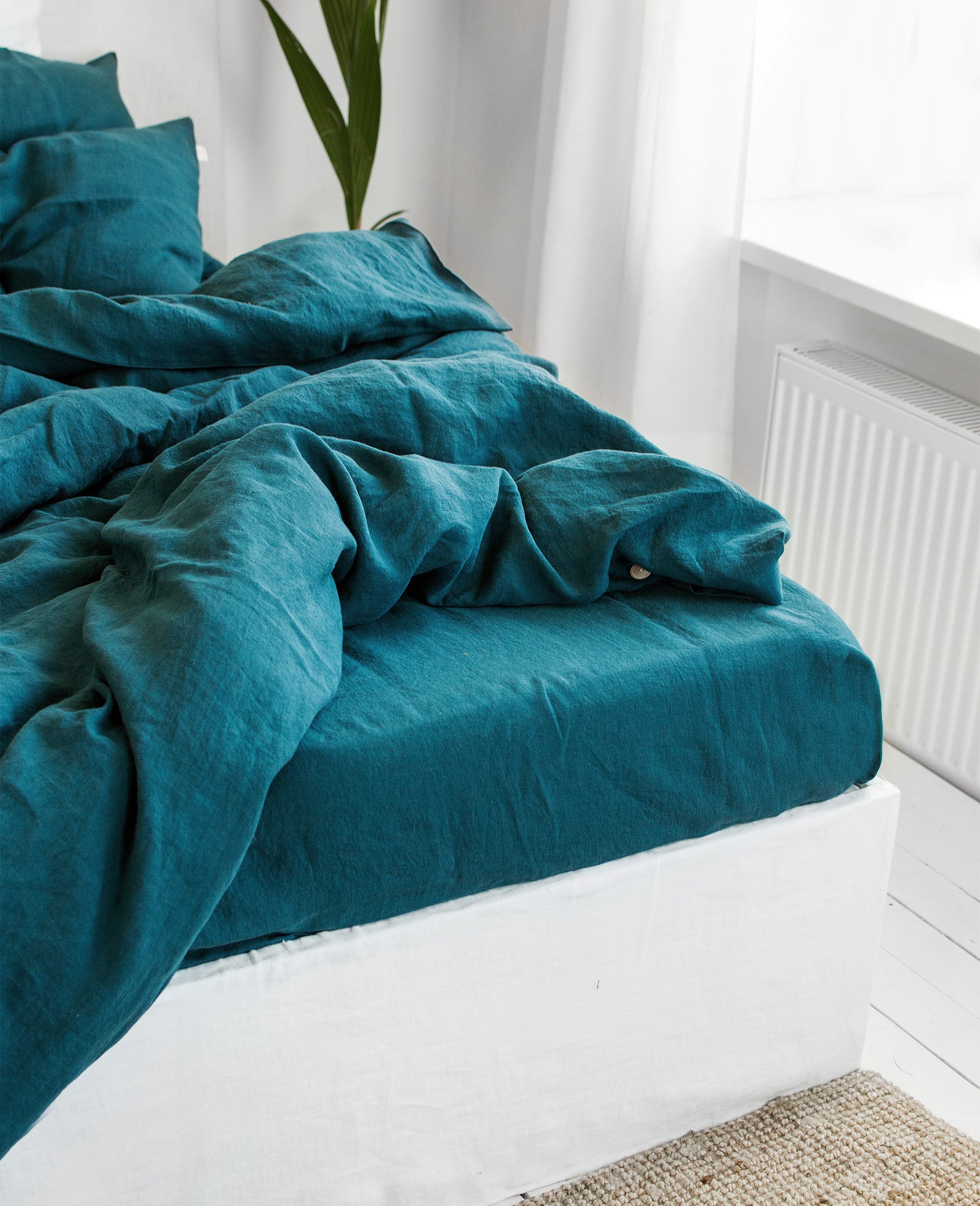 Linen Sheet Set in Emerald Blue