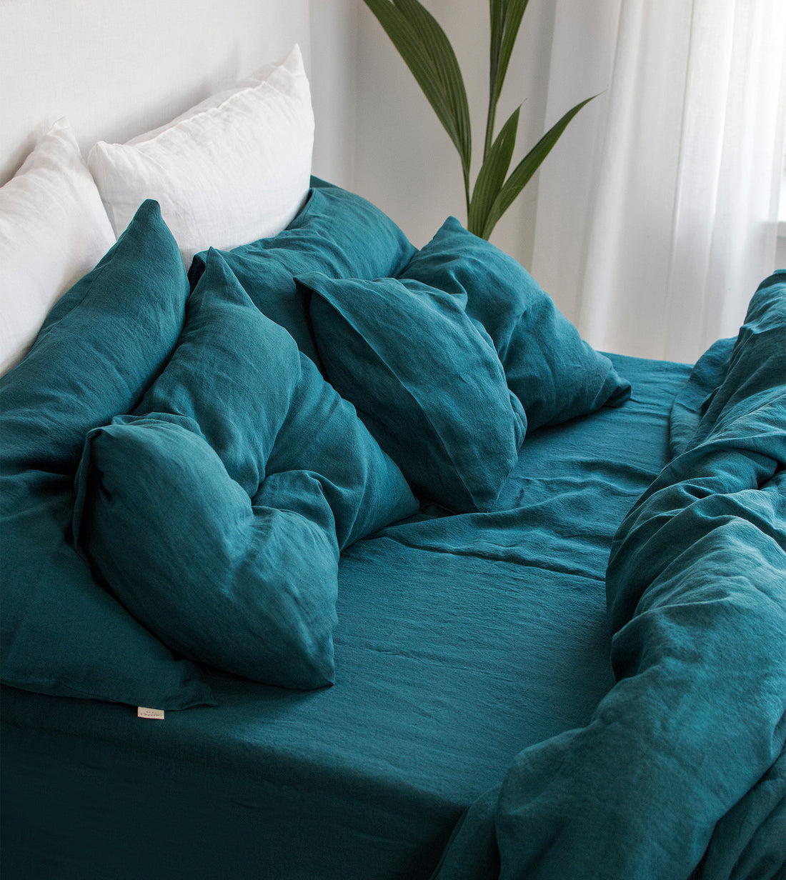 Linen Sheet Set in Emerald Blue