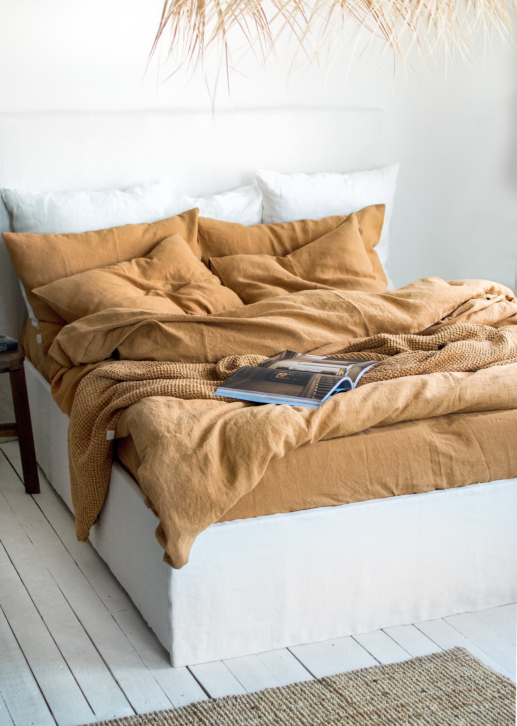 Linen Sheet Set in Peanut