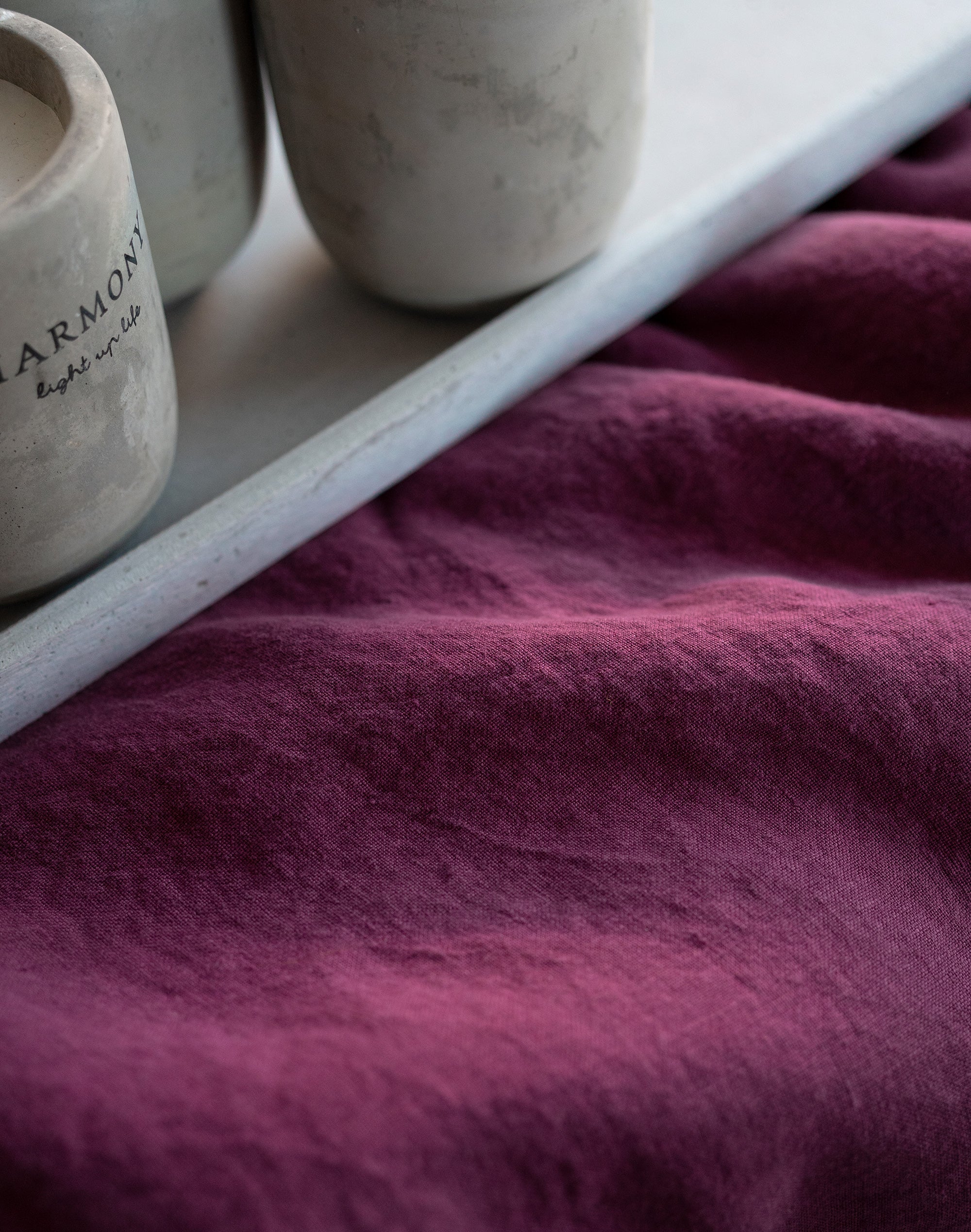Linen Fitted Sheet in Fuchsia