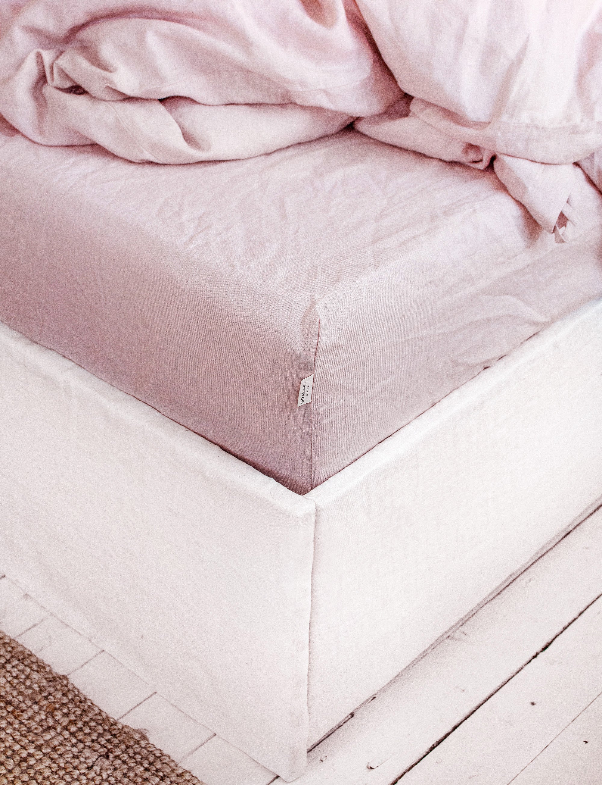 Linen Fitted Sheet in Dusty Rose