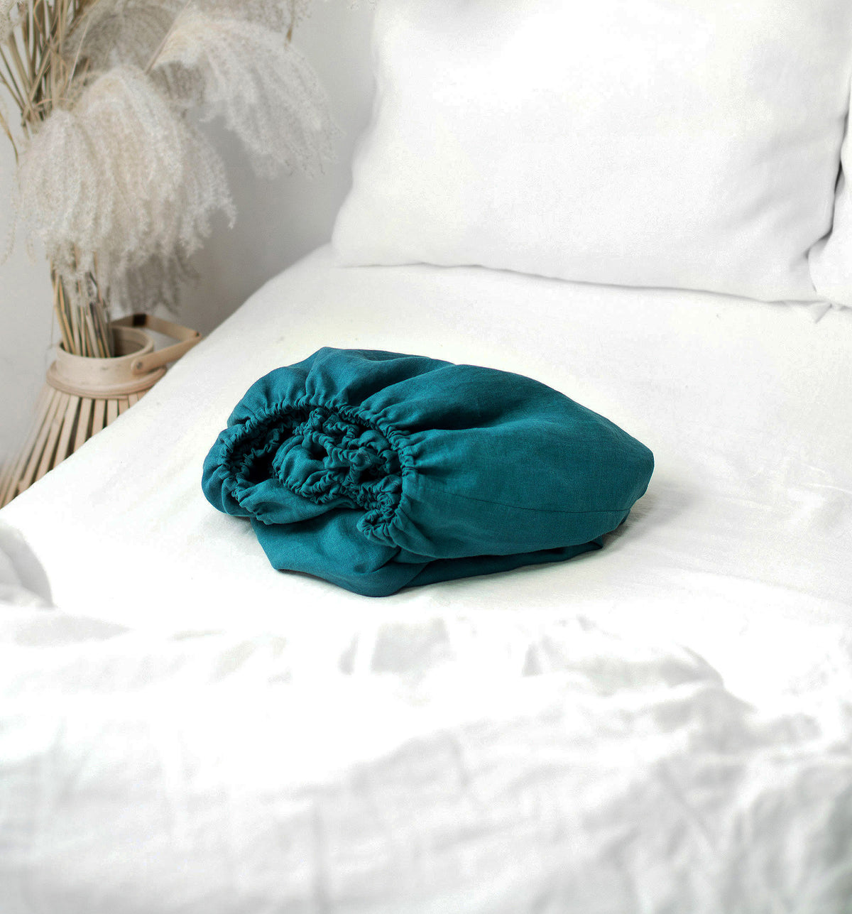 Linen Fitted Sheet in Emerald Blue