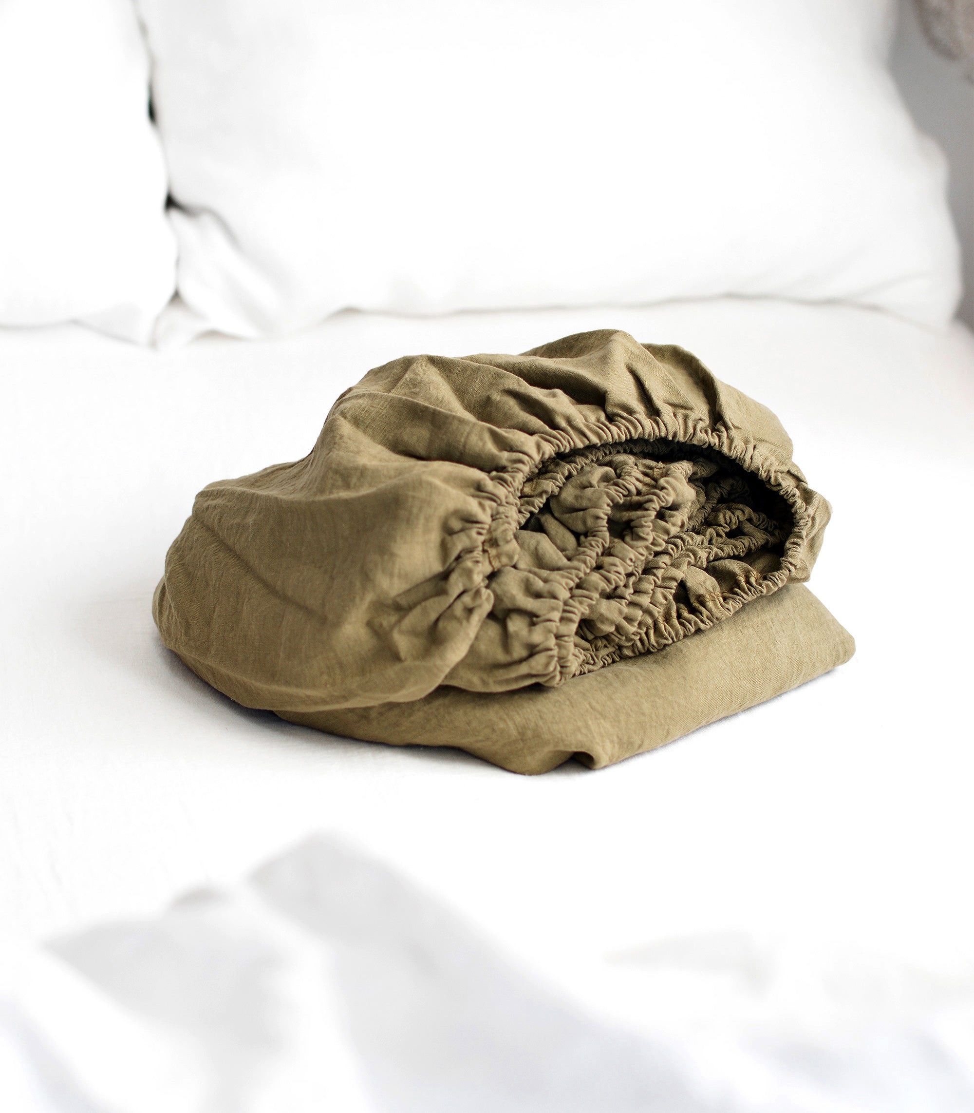Linen Fitted Sheet in Olive Green