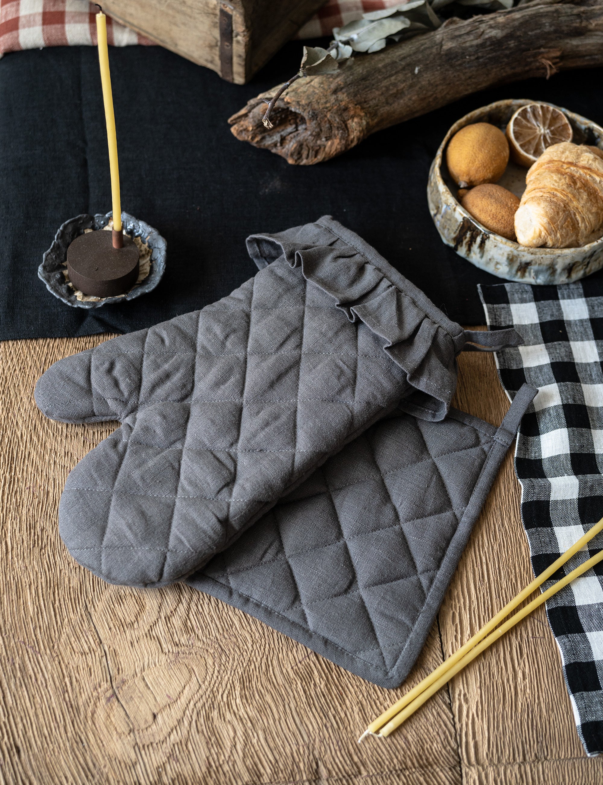Blue Checkered Oven Mitt and Pot holder Set