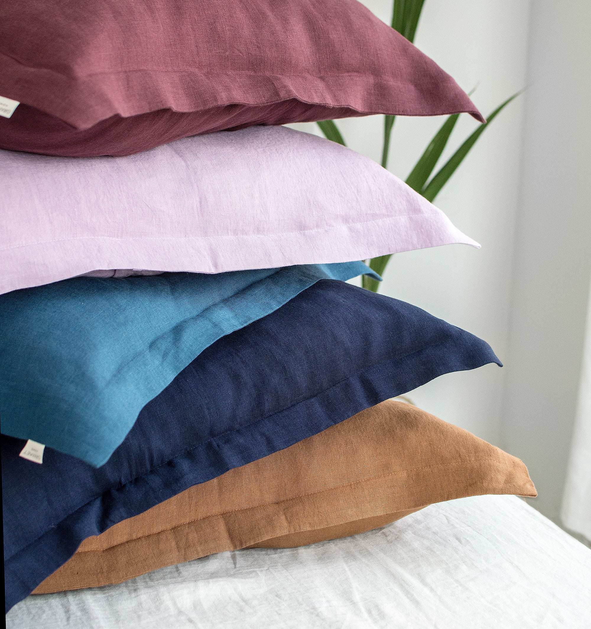 Linen Pillowcase with Border Edge