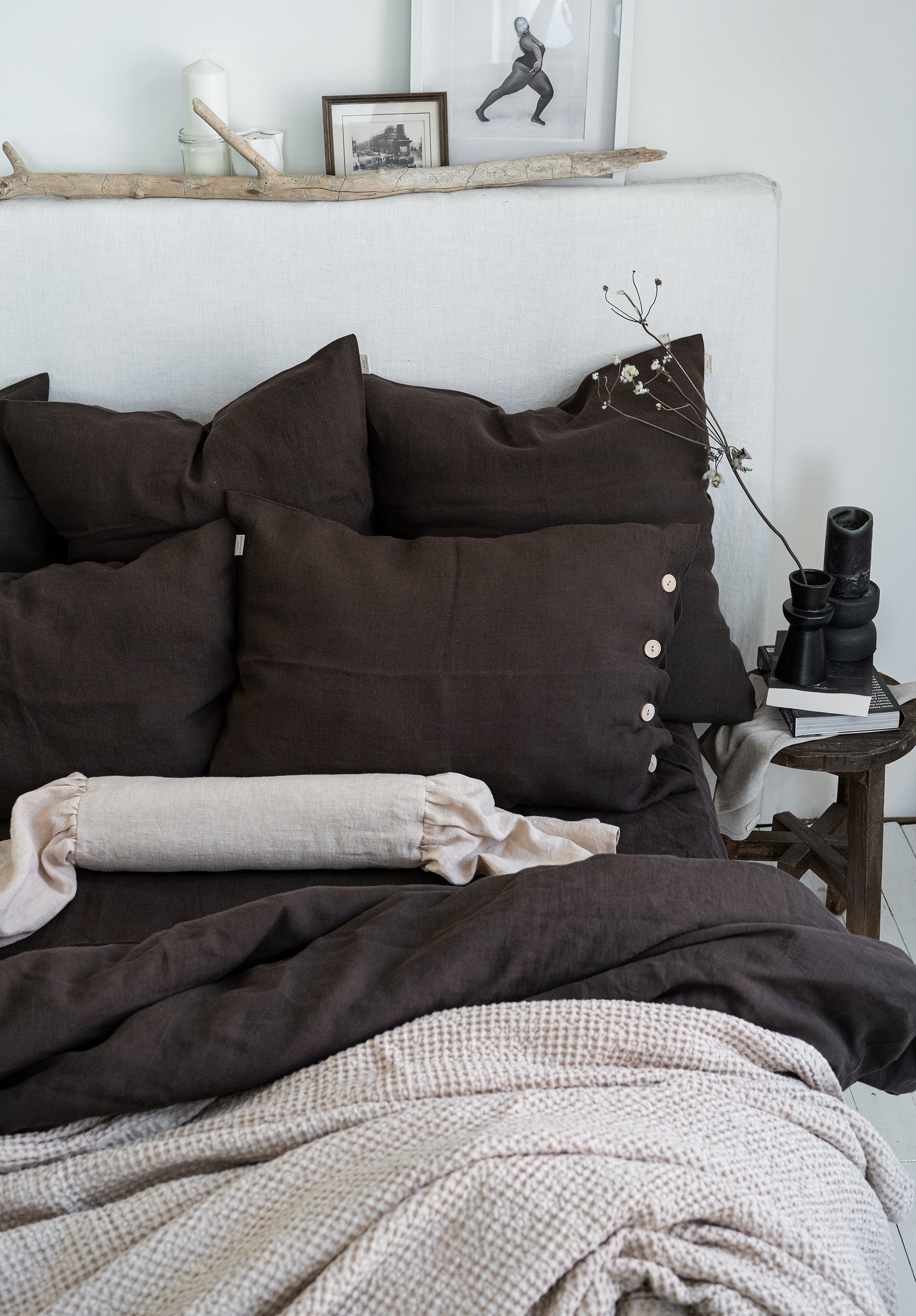 Linen Pillowcase with Buttons